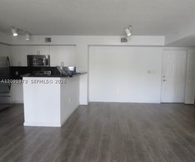 Real estate property located at 4520 107th Ave #105-10, Miami-dade, Enclave At Doral Condo No, Doral, FL