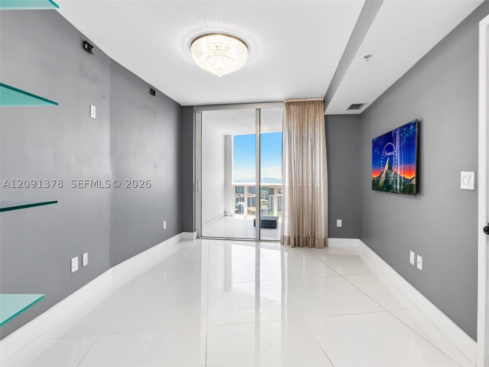 Real estate property located at 18201 Collins Ave #5303, Miami-dade, Trump Royale Condo, Sunny Isles Beach, FL
