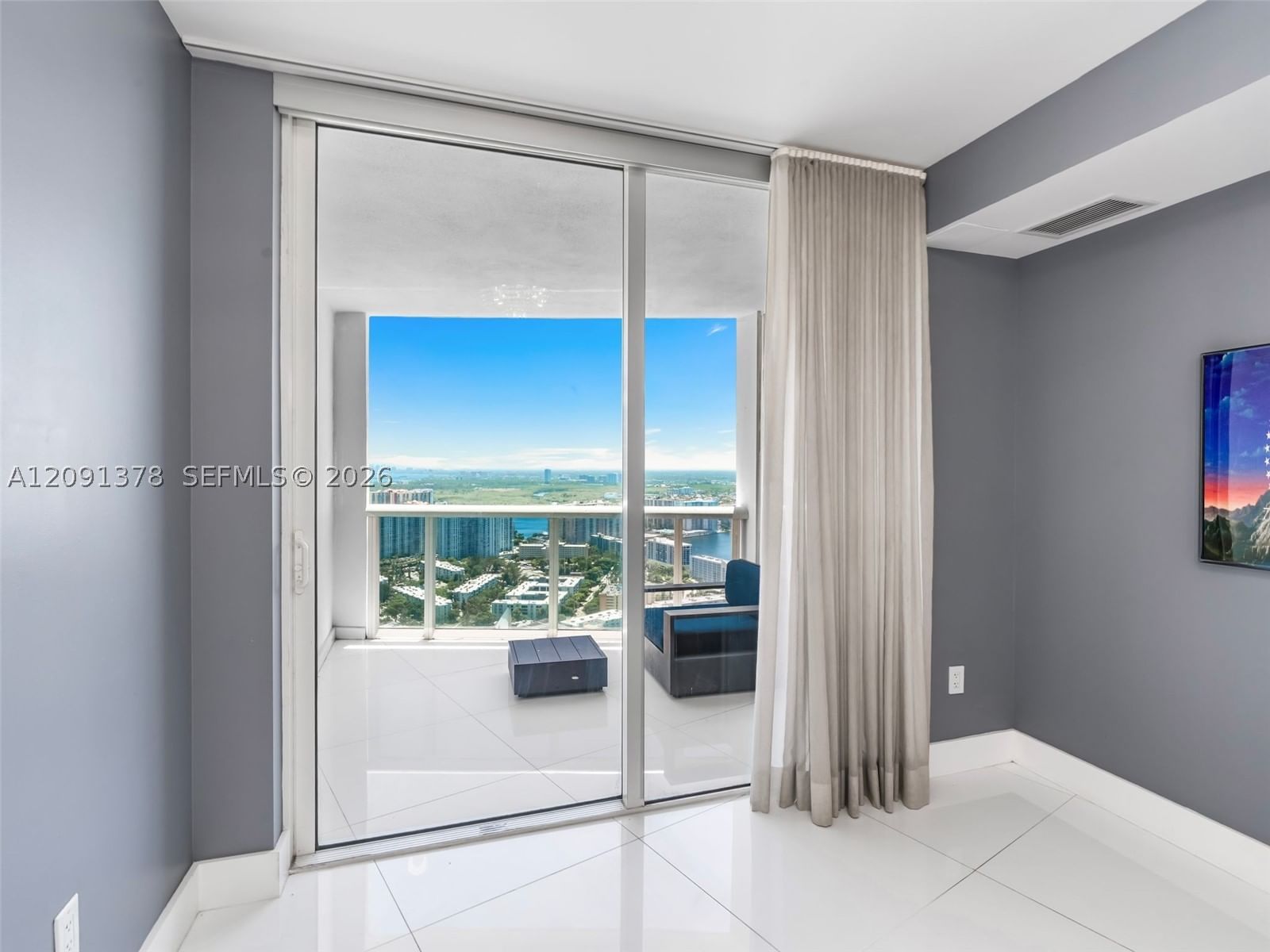 Real estate property located at 18201 Collins Ave #5303, Miami-dade, Trump Royale Condo, Sunny Isles Beach, FL