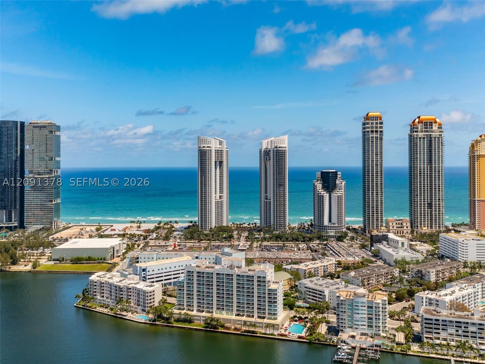 Real estate property located at 18201 Collins Ave #5303, Miami-dade, Trump Royale Condo, Sunny Isles Beach, FL