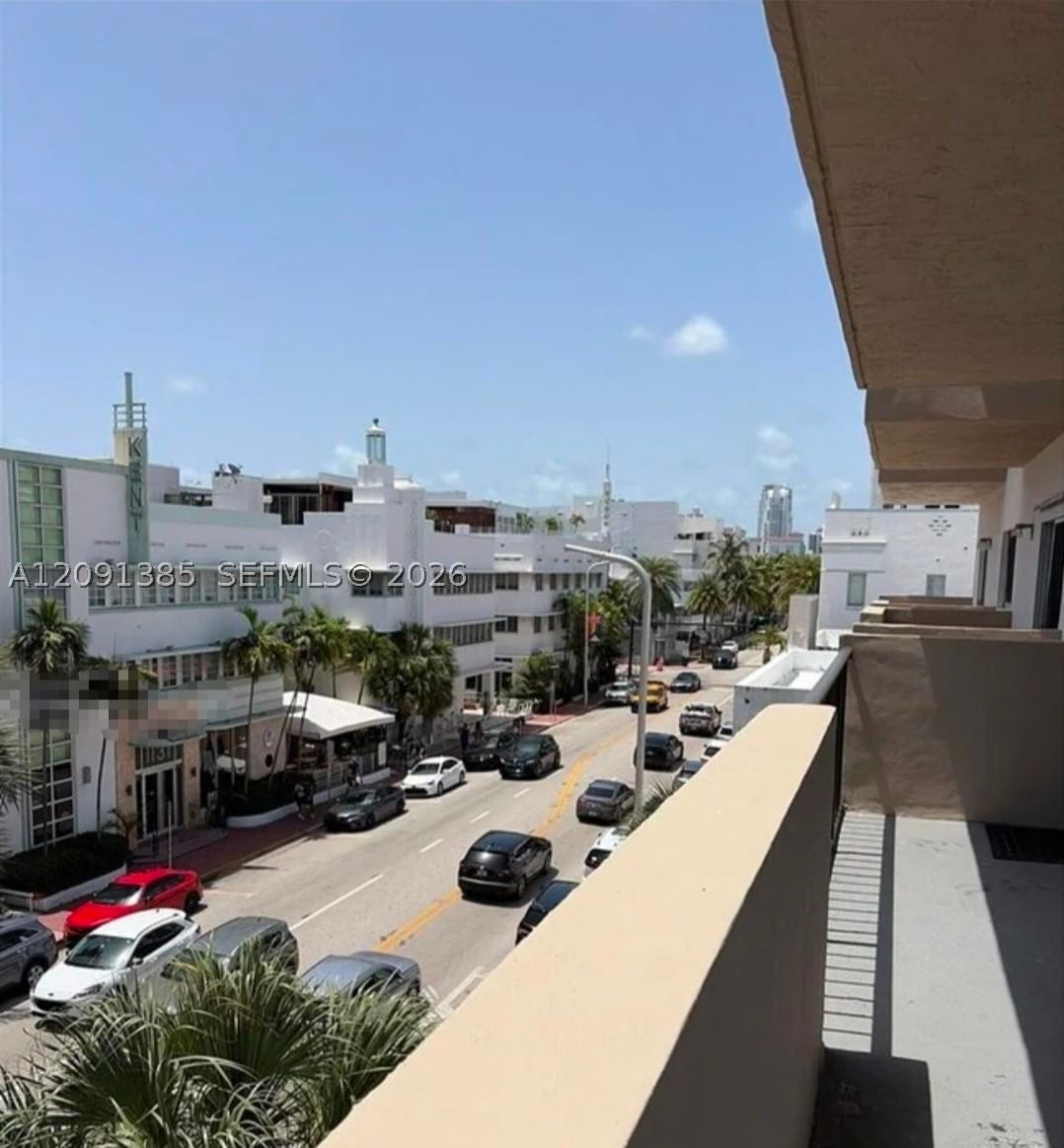 Real estate property located at 1150 Collins Ave #404, Miami-dade, Collins Vista Condo, Miami Beach, FL
