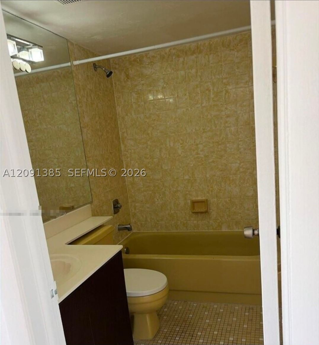Real estate property located at 1150 Collins Ave #404, Miami-dade, Collins Vista Condo, Miami Beach, FL