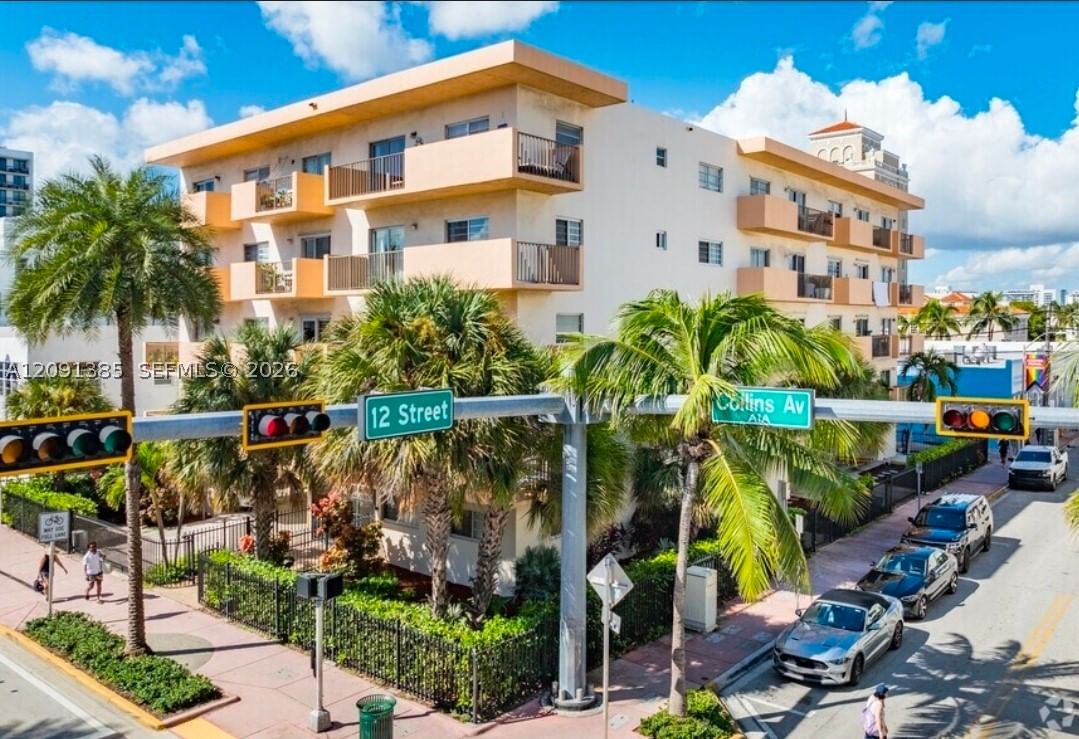 Real estate property located at 1150 Collins Ave #404, Miami-dade, Collins Vista Condo, Miami Beach, FL