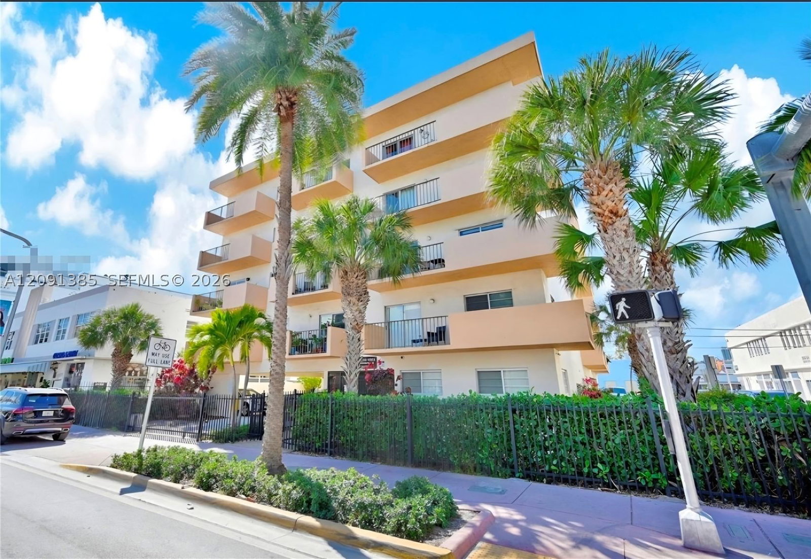 Real estate property located at 1150 Collins Ave #404, Miami-dade, Collins Vista Condo, Miami Beach, FL