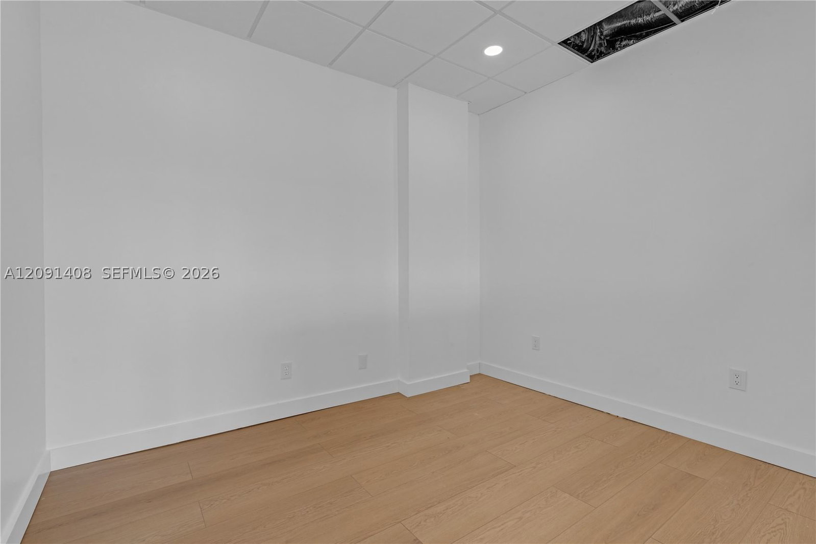 Real estate property located at 13499 Biscayne Blvd CUT2, Miami-dade, North Miami, FL