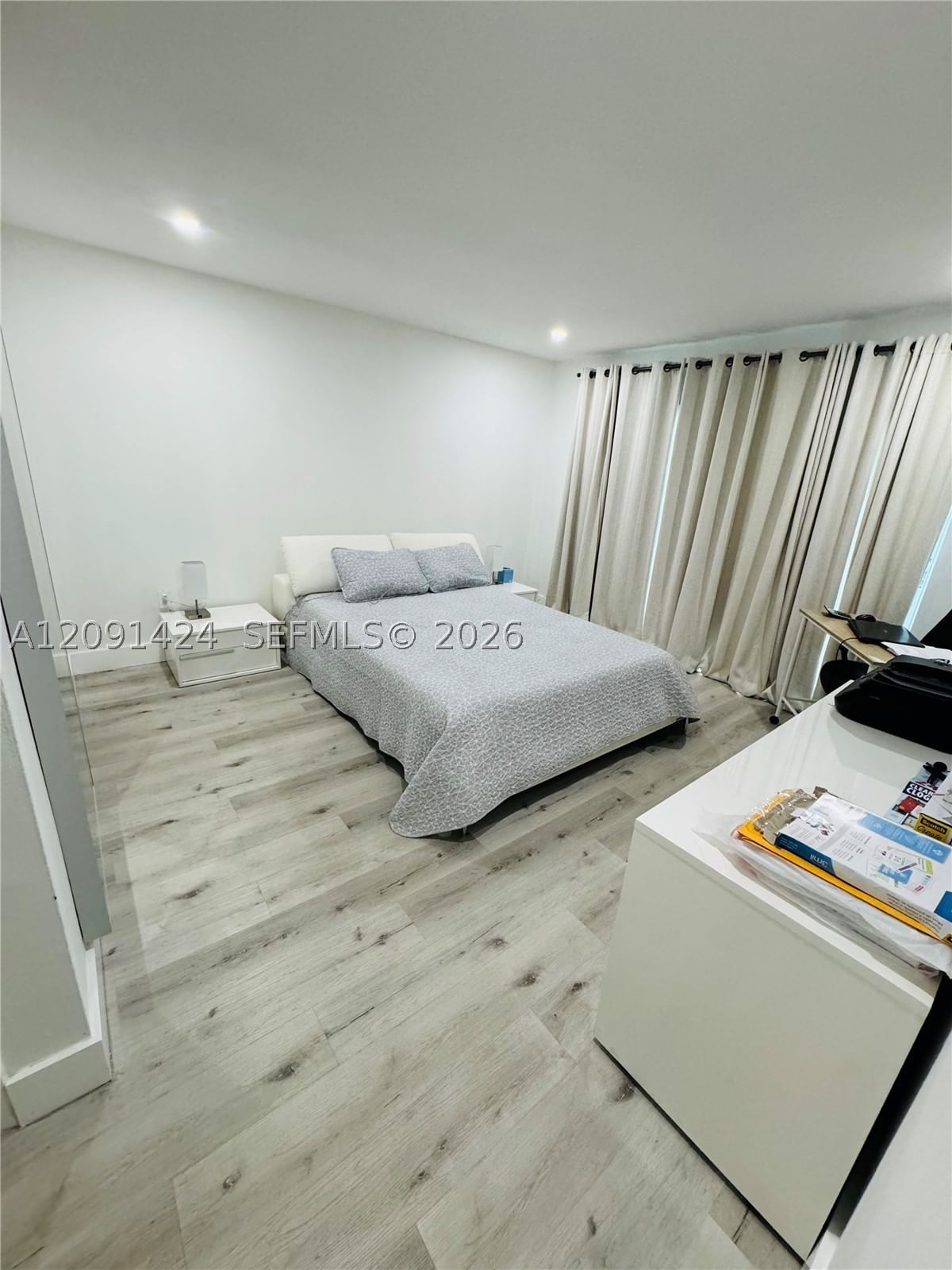 Real estate property located at 1555 44th Pl #214D, Miami-dade, St Andrews Court Condo, Hialeah, FL