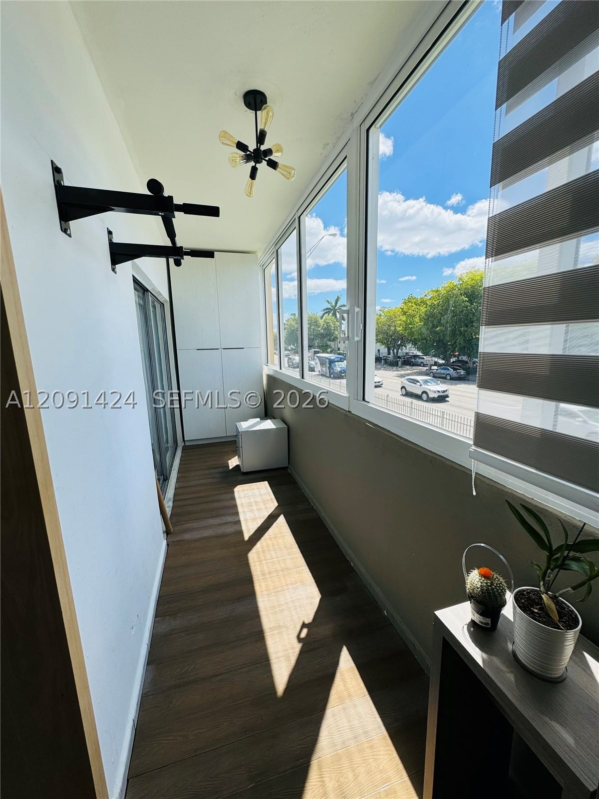 Real estate property located at 1555 44th Pl #214D, Miami-dade, St Andrews Court Condo, Hialeah, FL