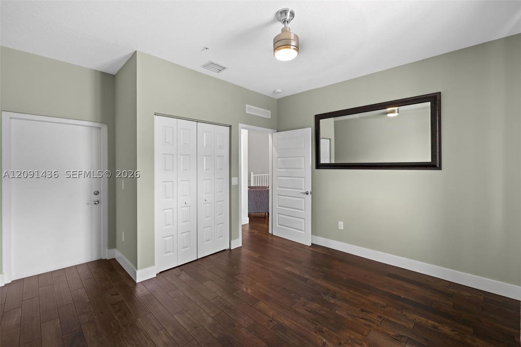 Real estate property located at 4720 84th Ct, Miami-dade, Downtown Doral South Phas, Doral, FL