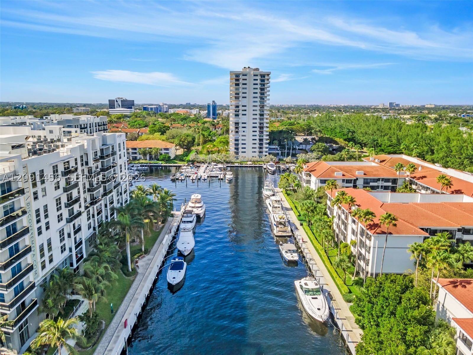 Real estate property located at 3200 Port Royale Dr N #205, Broward, Tower At Port, Fort Lauderdale, FL