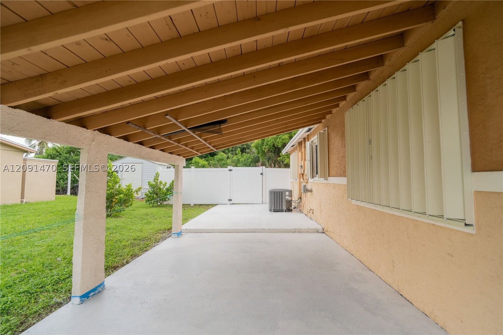 Real estate property located at 1920 64th Ave, Broward, Broadview Country Club Es, North Lauderdale, FL