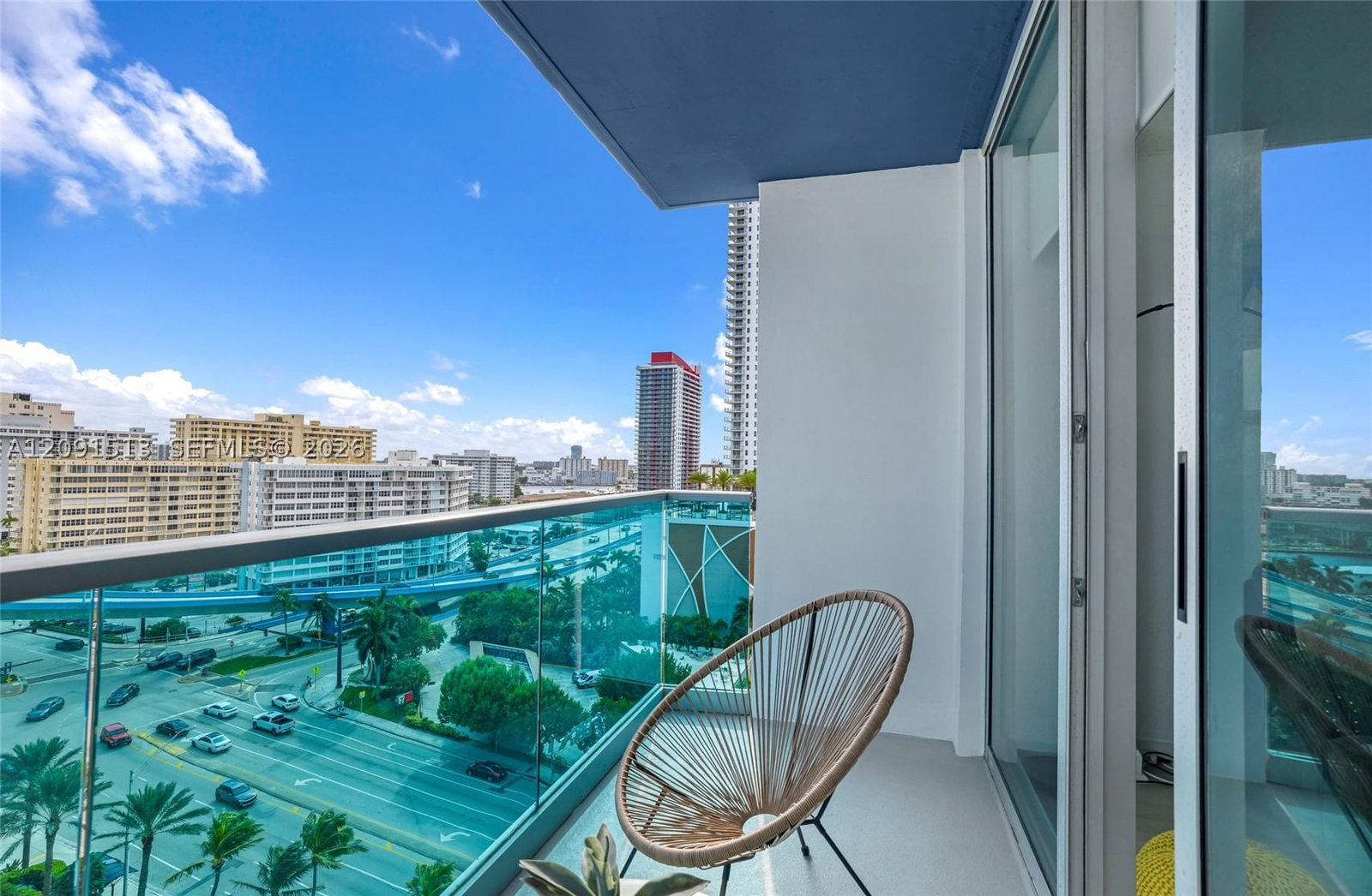 Real estate property located at 4001 Ocean Dr #12D, Broward, Sian Ocean Residences Con, Hollywood, FL