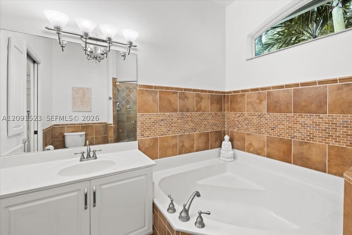 Real estate property located at 6982 Coronado Way, Broward, Stoneridge Lake Estates P, Pembroke Pines, FL