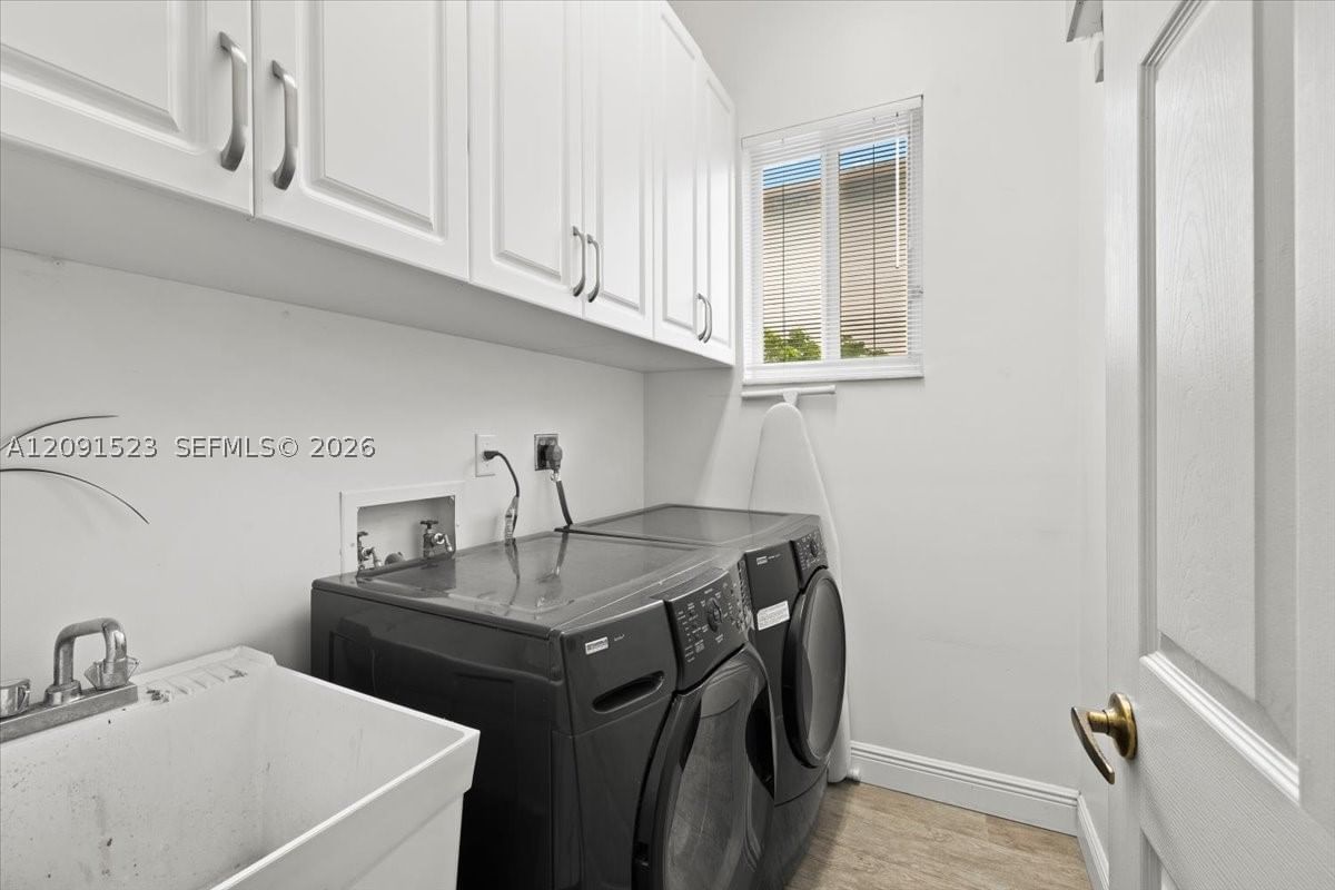 Real estate property located at 6982 Coronado Way, Broward, Stoneridge Lake Estates P, Pembroke Pines, FL