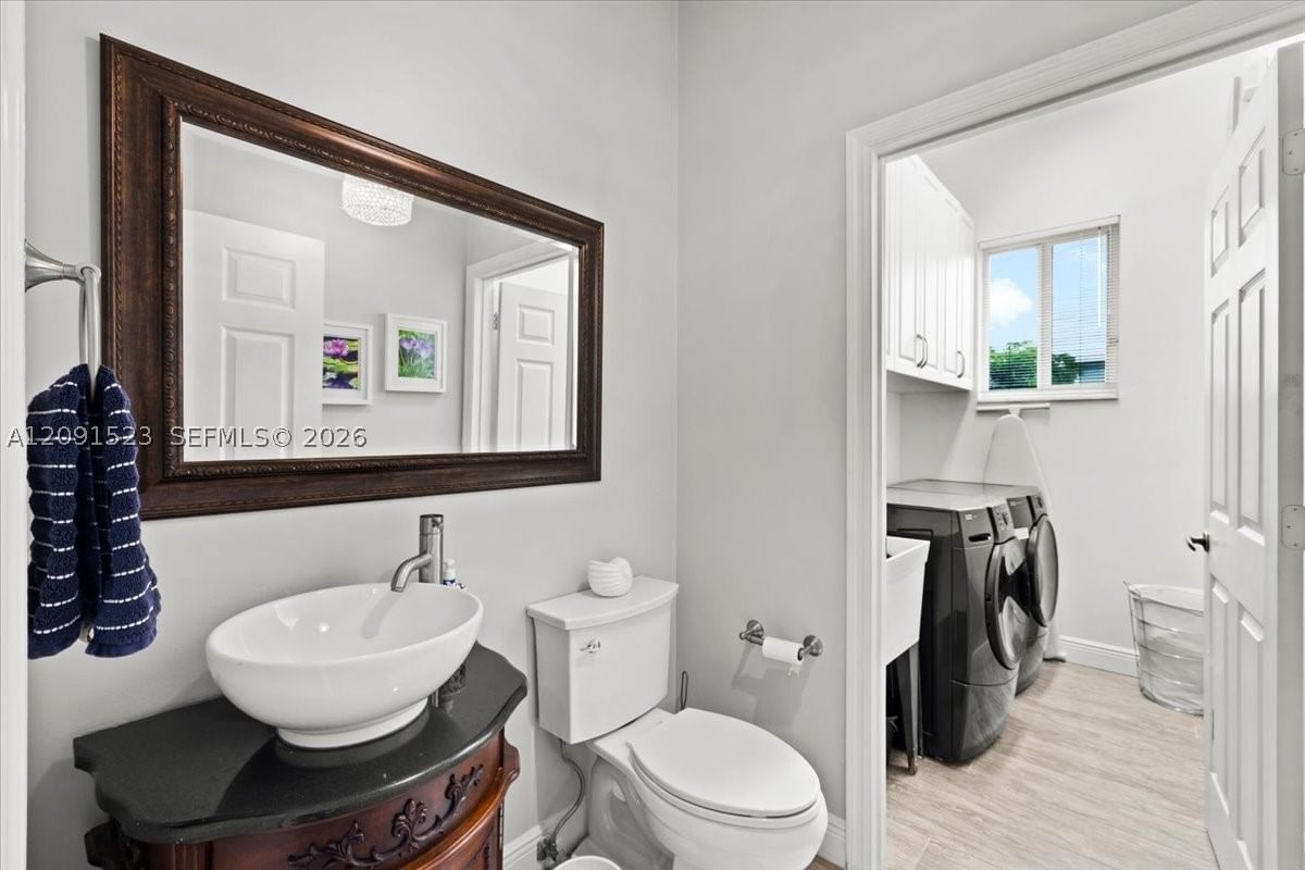 Real estate property located at 6982 Coronado Way, Broward, Stoneridge Lake Estates P, Pembroke Pines, FL