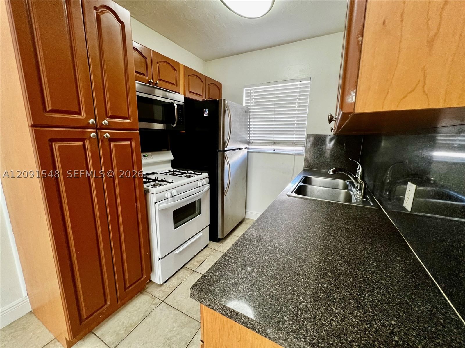 Real estate property located at 2072 169th St #8, Miami-dade, 2072 Ne 169 St Corp Condo, North Miami Beach, FL
