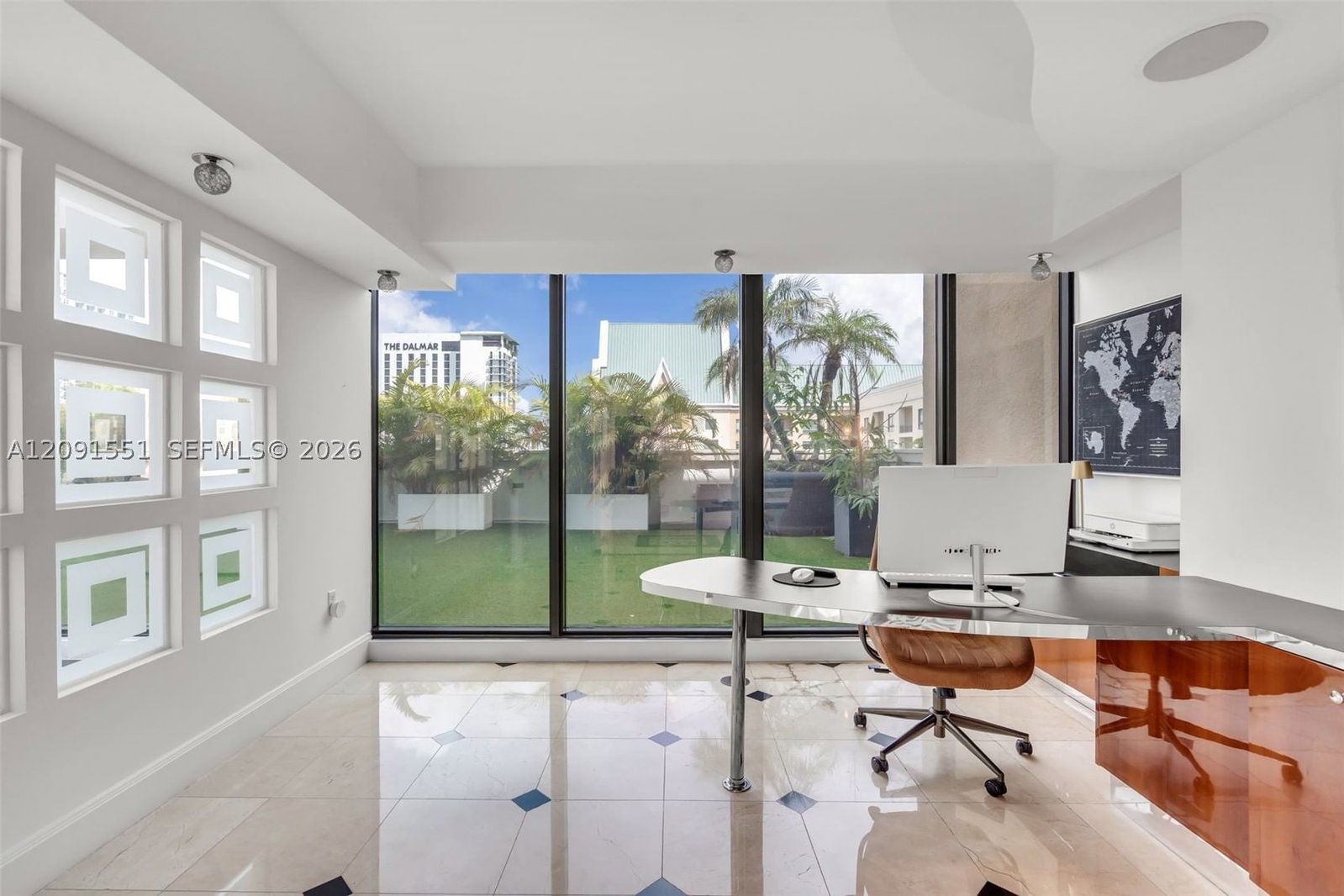 Real estate property located at 100 Federal Hwy #1, Broward, Waverly At Las Olas Condo, Fort Lauderdale, FL