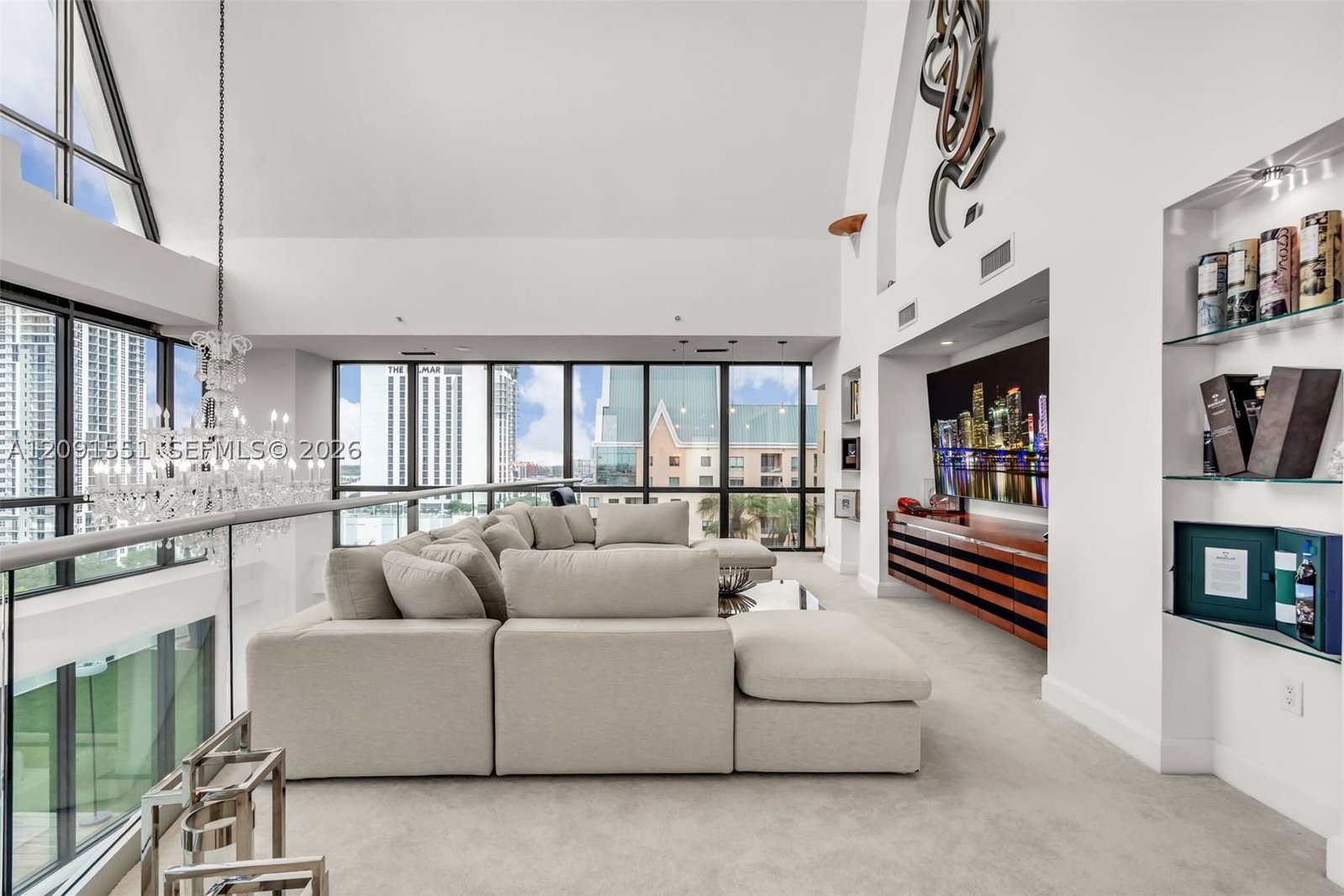 Real estate property located at 100 Federal Hwy #1, Broward, Waverly At Las Olas Condo, Fort Lauderdale, FL