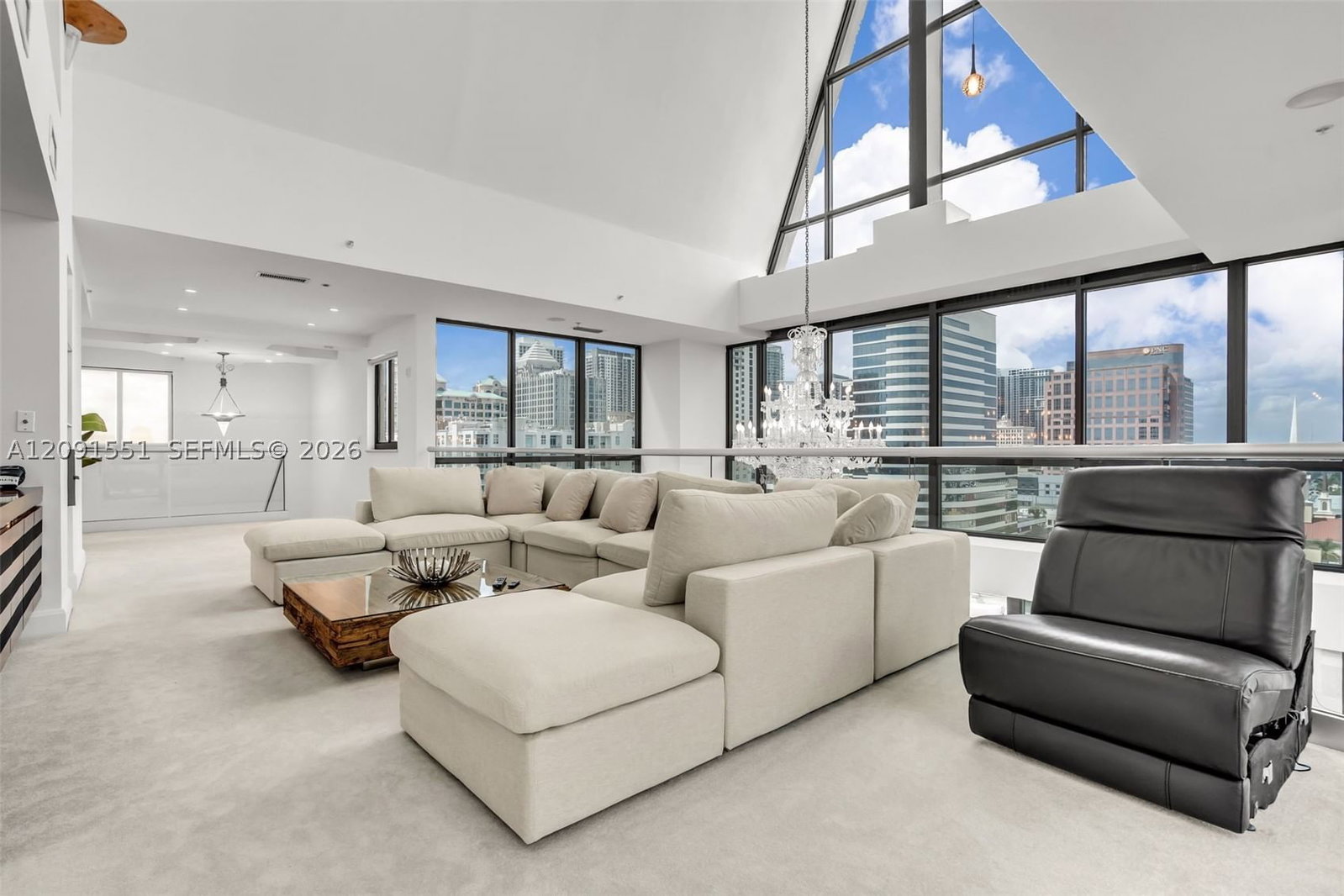 Real estate property located at 100 Federal Hwy #1, Broward, Waverly At Las Olas Condo, Fort Lauderdale, FL