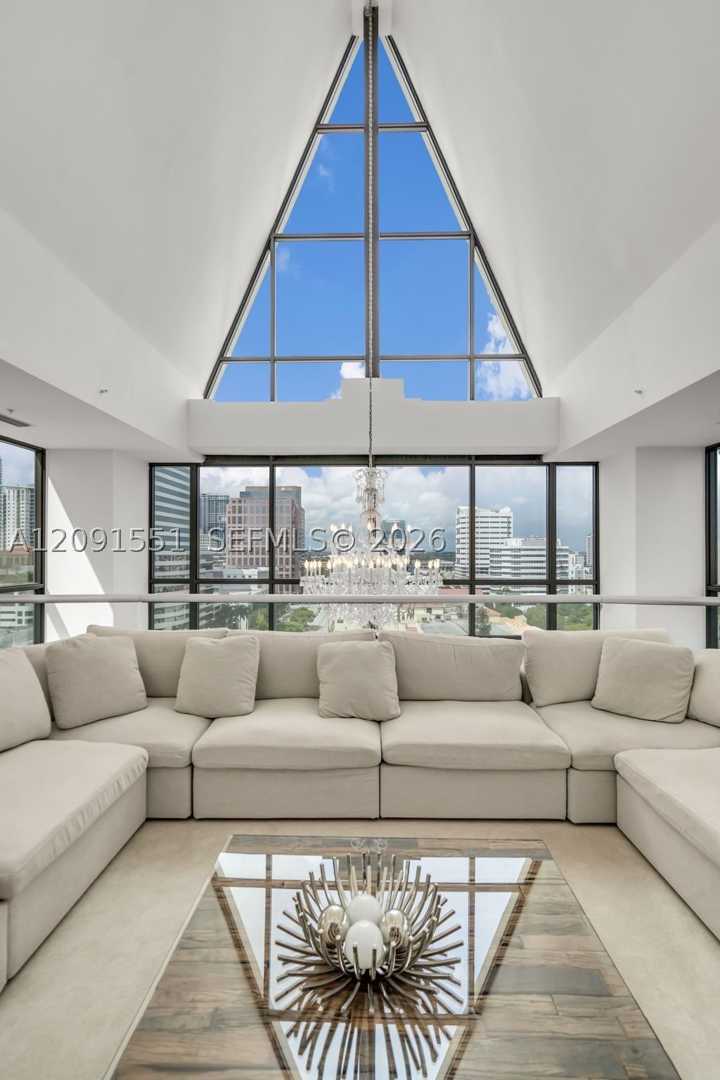 Real estate property located at 100 Federal Hwy #1, Broward, Waverly At Las Olas Condo, Fort Lauderdale, FL