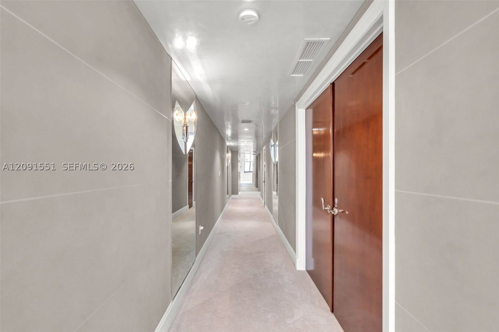 Real estate property located at 100 Federal Hwy #1, Broward, Waverly At Las Olas Condo, Fort Lauderdale, FL