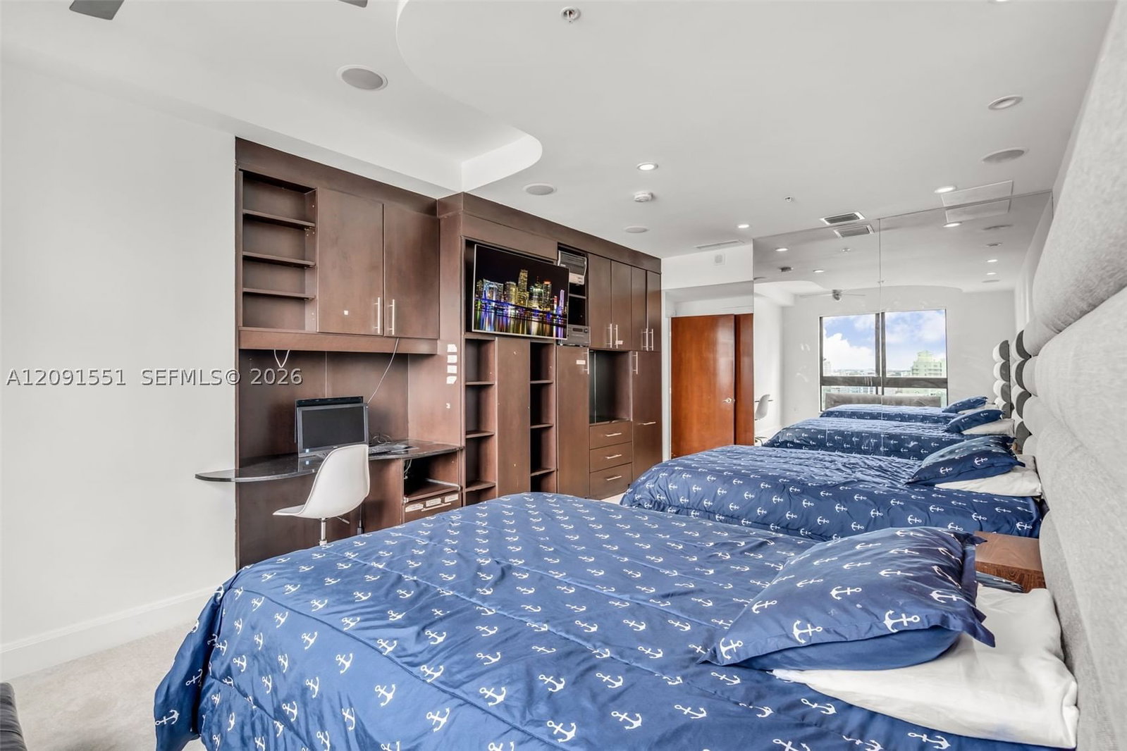 Real estate property located at 100 Federal Hwy #1, Broward, Waverly At Las Olas Condo, Fort Lauderdale, FL