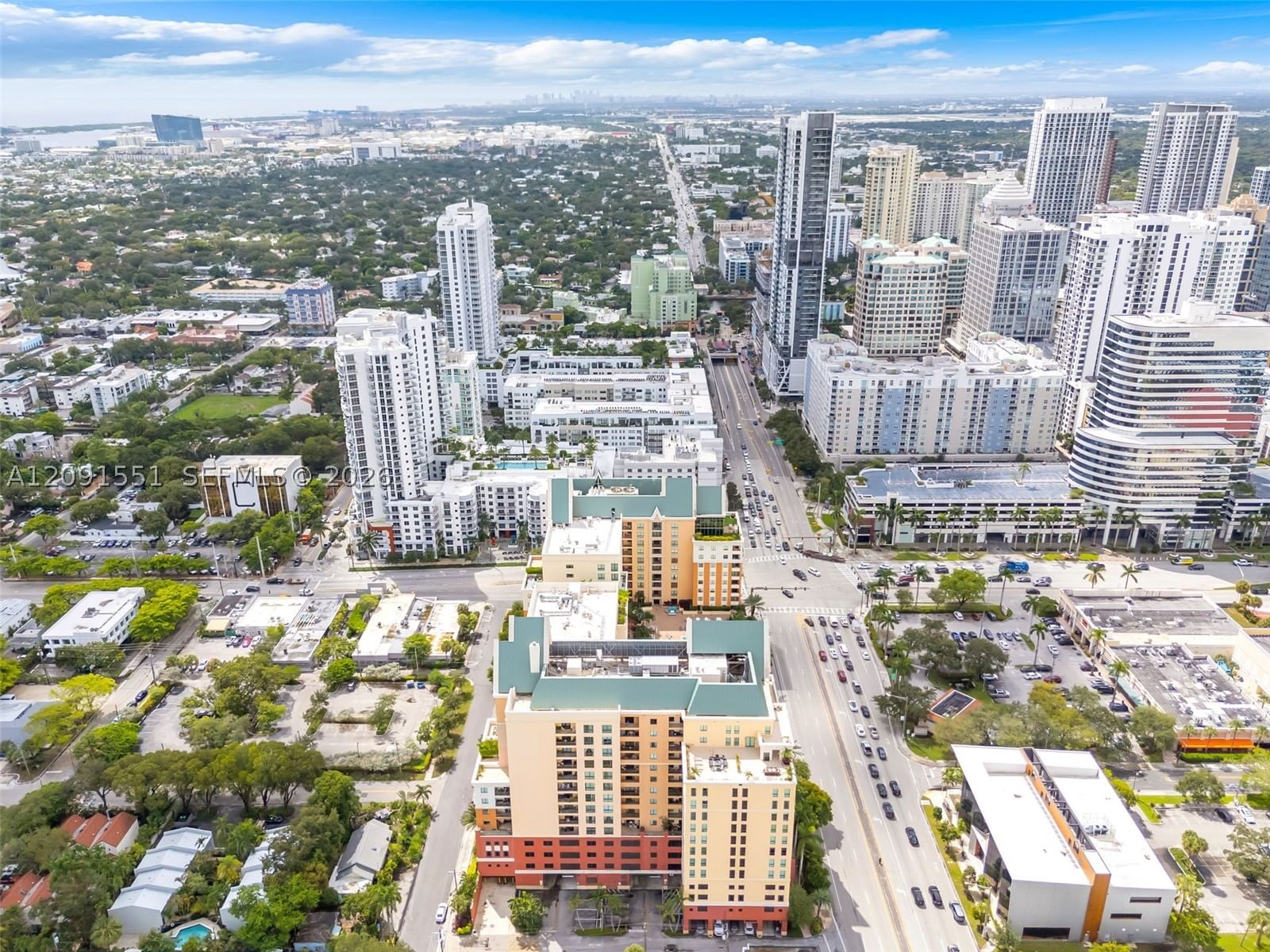 Real estate property located at 100 Federal Hwy #1, Broward, Waverly At Las Olas Condo, Fort Lauderdale, FL