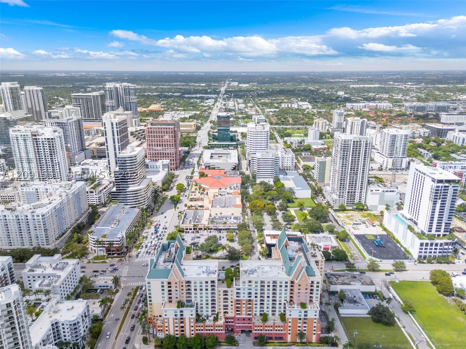 Real estate property located at 100 Federal Hwy #1, Broward, Waverly At Las Olas Condo, Fort Lauderdale, FL