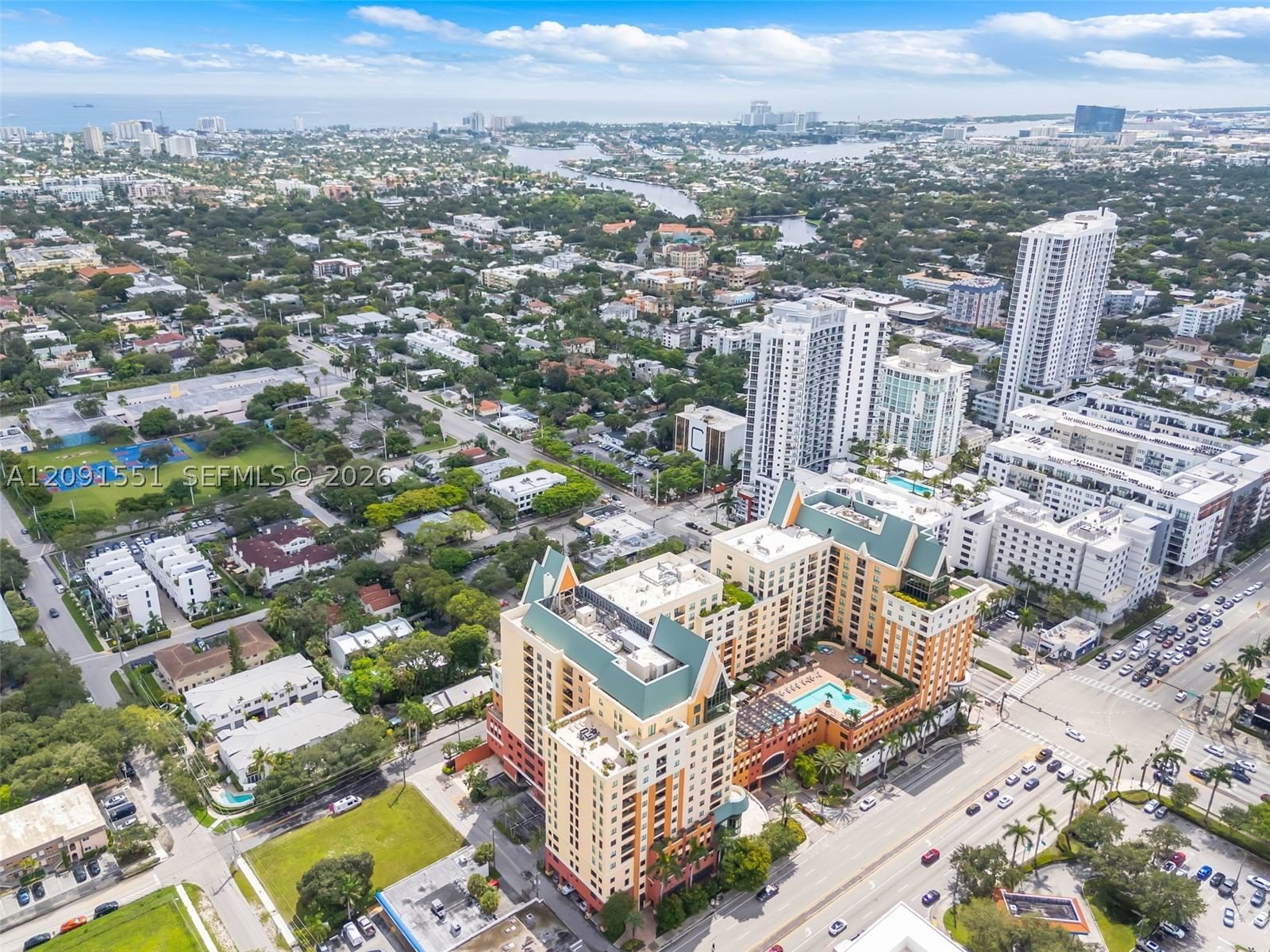 Real estate property located at 100 Federal Hwy #1, Broward, Waverly At Las Olas Condo, Fort Lauderdale, FL