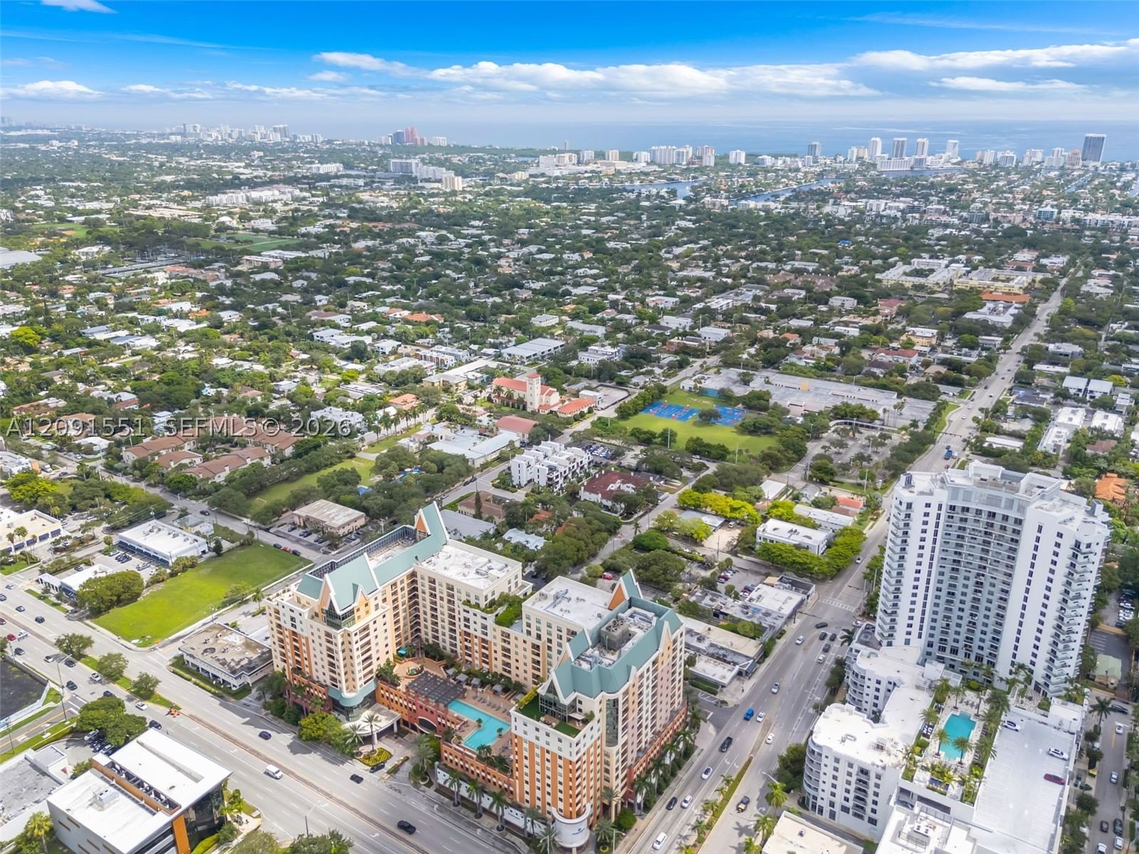 Real estate property located at 100 Federal Hwy #1, Broward, Waverly At Las Olas Condo, Fort Lauderdale, FL