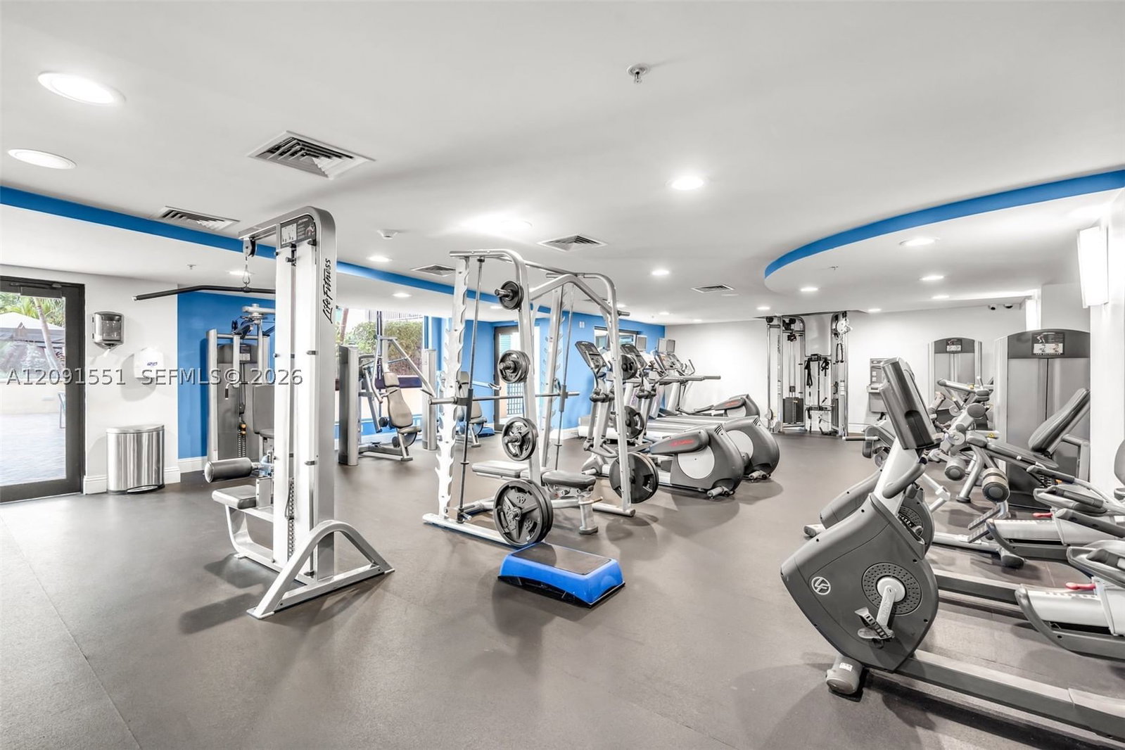 Real estate property located at 100 Federal Hwy #1, Broward, Waverly At Las Olas Condo, Fort Lauderdale, FL