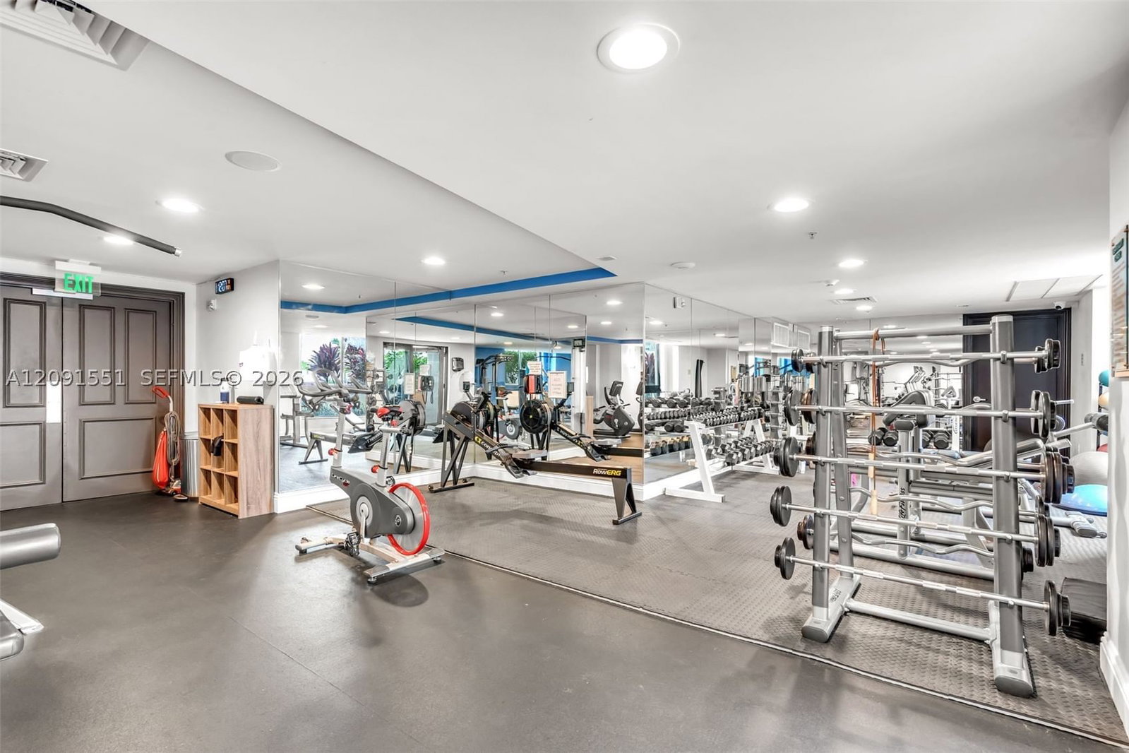 Real estate property located at 100 Federal Hwy #1, Broward, Waverly At Las Olas Condo, Fort Lauderdale, FL