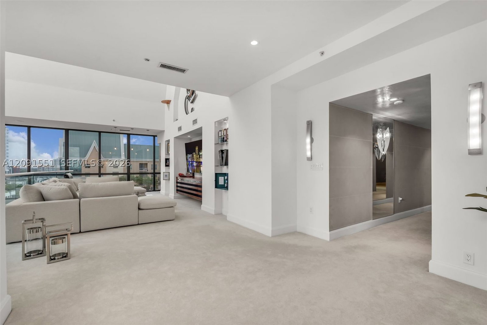 Real estate property located at 100 Federal Hwy #1, Broward, Waverly At Las Olas Condo, Fort Lauderdale, FL