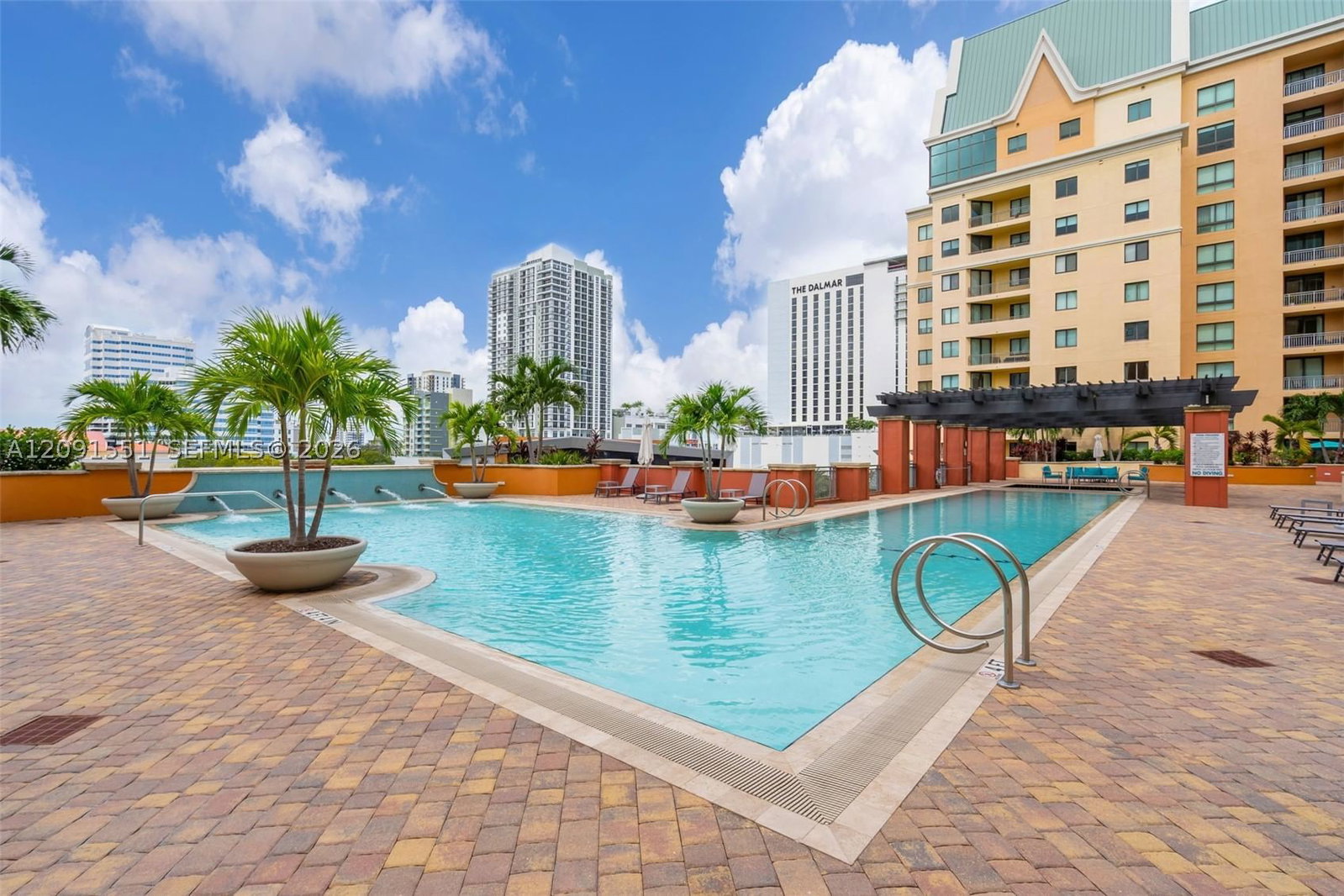 Real estate property located at 100 Federal Hwy #1, Broward, Waverly At Las Olas Condo, Fort Lauderdale, FL