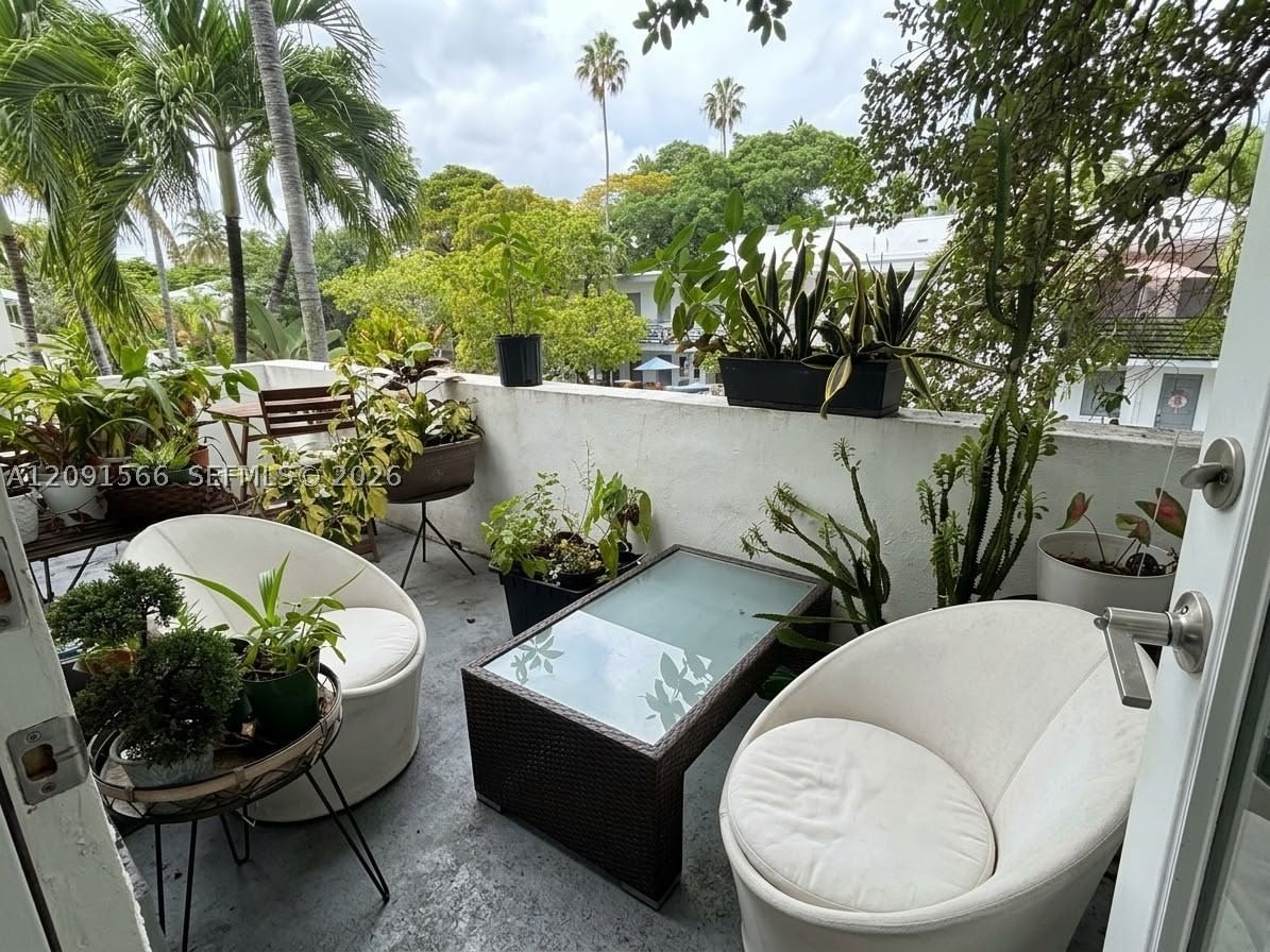 Real estate property located at 932 7th St #932D, Miami-dade, Friendly Corner Condo, Miami Beach, FL