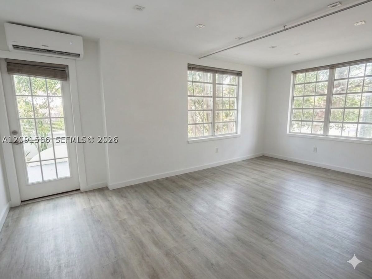 Real estate property located at 932 7th St #932D, Miami-dade, Friendly Corner Condo, Miami Beach, FL