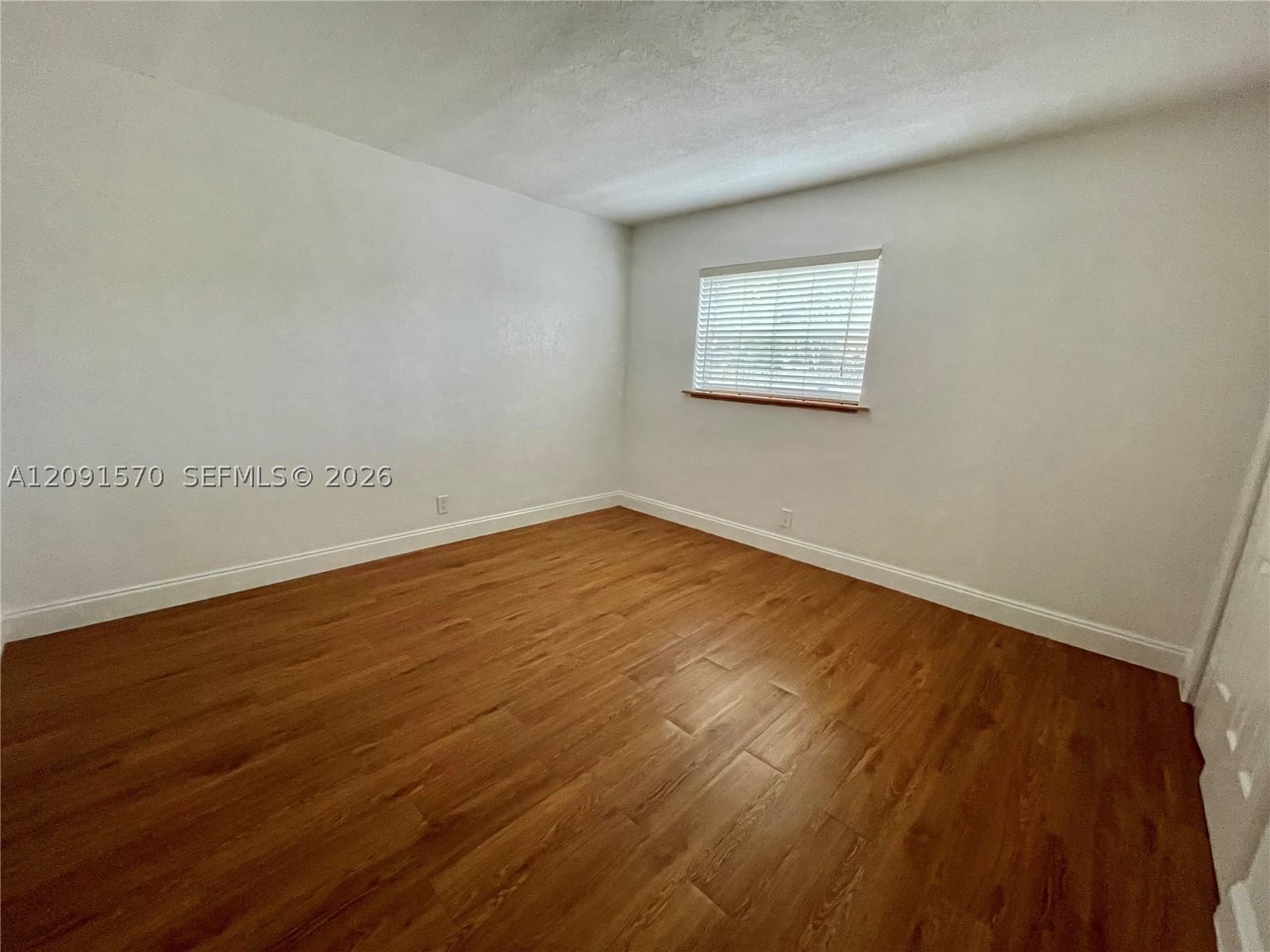 Real estate property located at 811 14th Pl #4, Broward, Middle River Manor Condo, Fort Lauderdale, FL