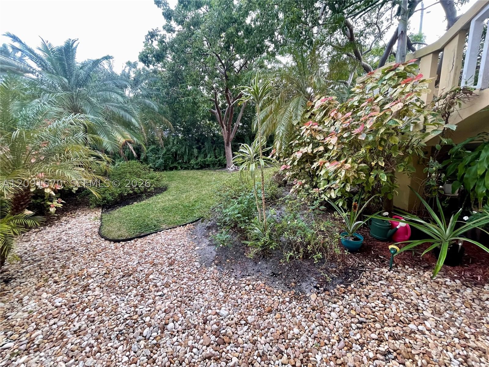 Real estate property located at 811 14th Pl #4, Broward, Middle River Manor Condo, Fort Lauderdale, FL