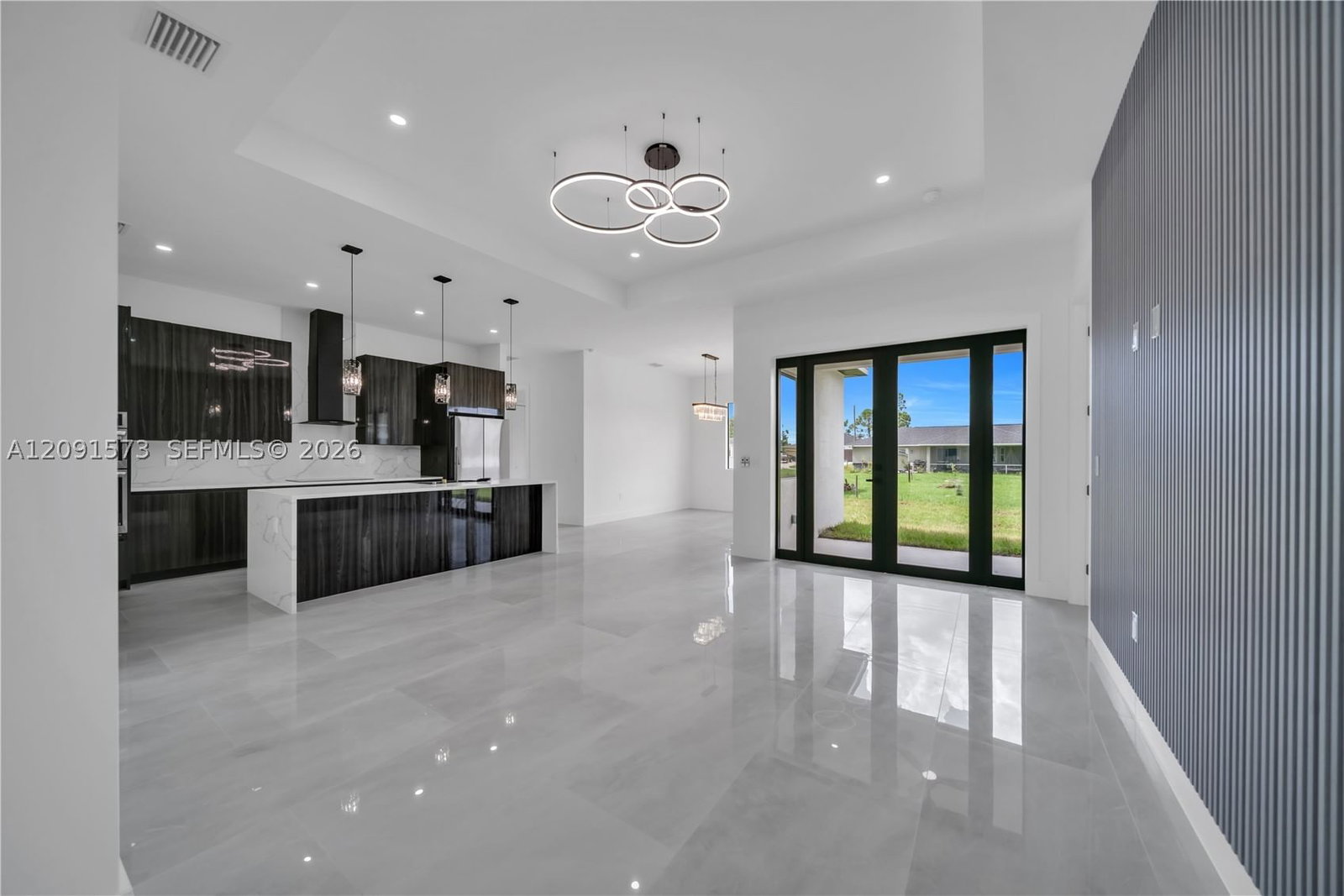 Real estate property located at 3304 18 St SW, Lee, Lehigh Acres, Lehigh Acres, FL