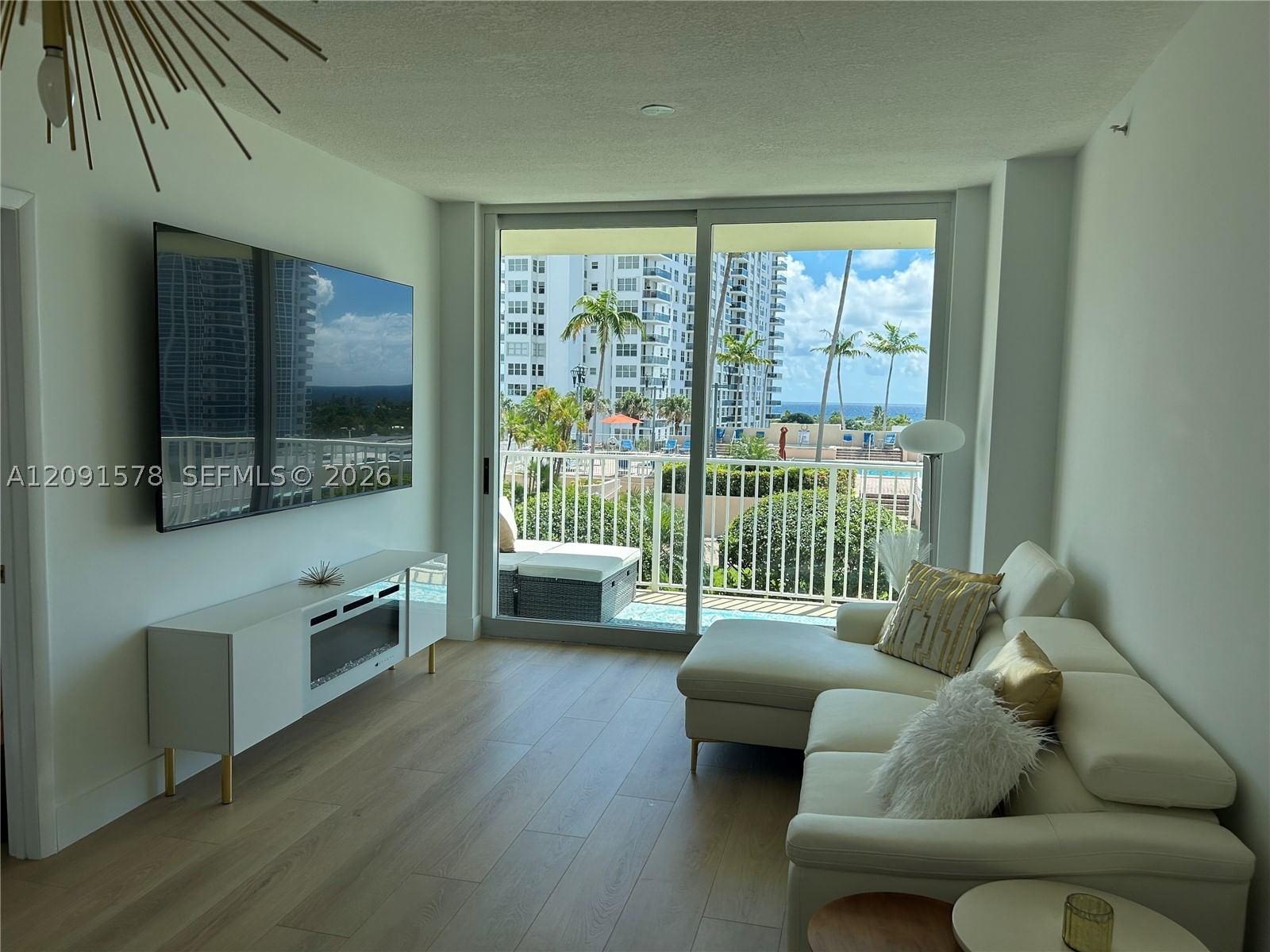 Real estate property located at 3020 32nd Ave #721, Broward, Tides At Bridgeside Squar, Fort Lauderdale, FL