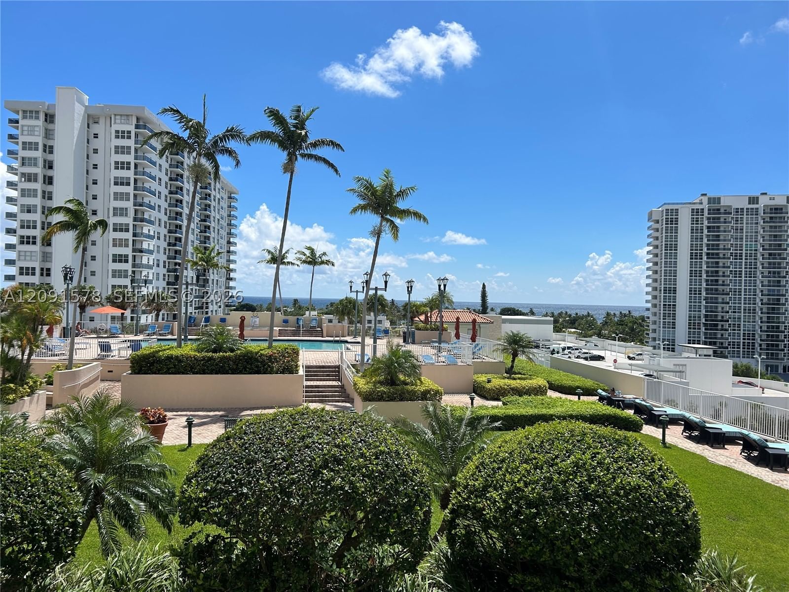 Real estate property located at 3020 32nd Ave #721, Broward, Tides At Bridgeside Squar, Fort Lauderdale, FL