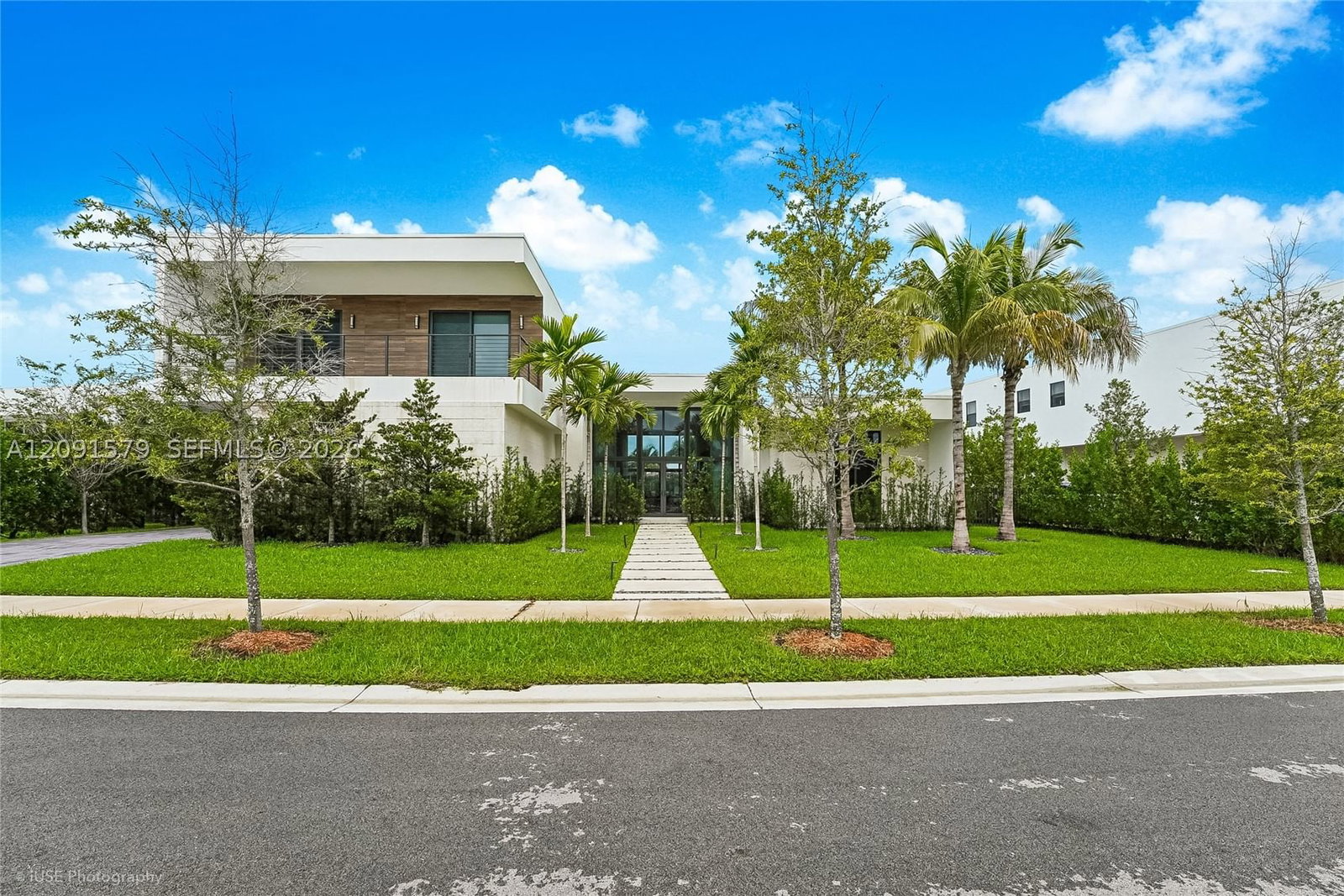 Real estate property located at 16629 BOTANIKO DR, Broward, Weston Estates, Weston, FL