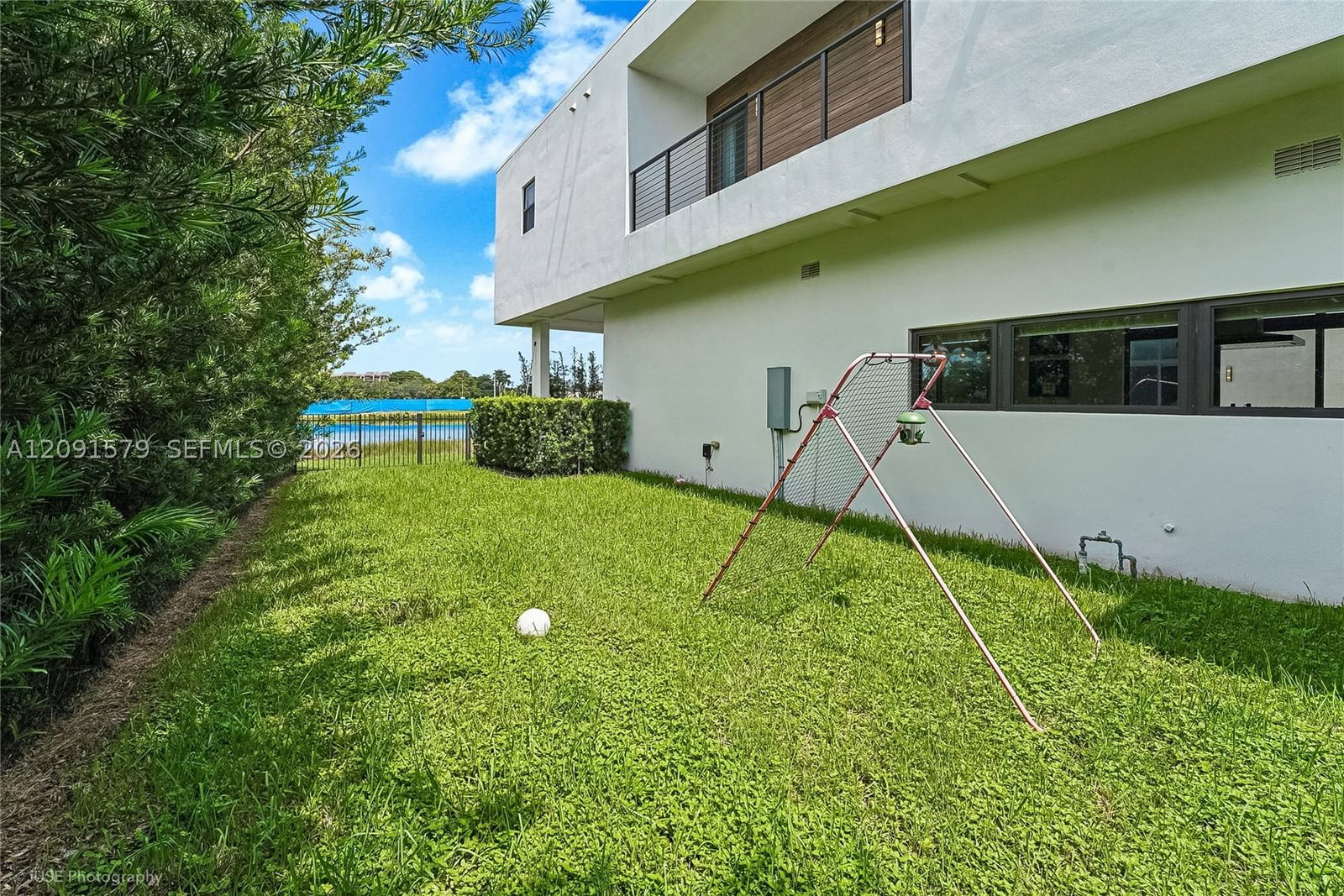 Real estate property located at 16629 BOTANIKO DR, Broward, Weston Estates, Weston, FL
