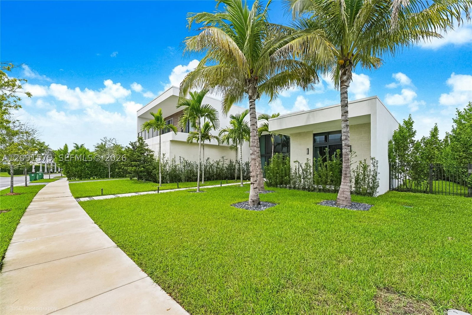 Real estate property located at 16629 BOTANIKO DR, Broward, Weston Estates, Weston, FL