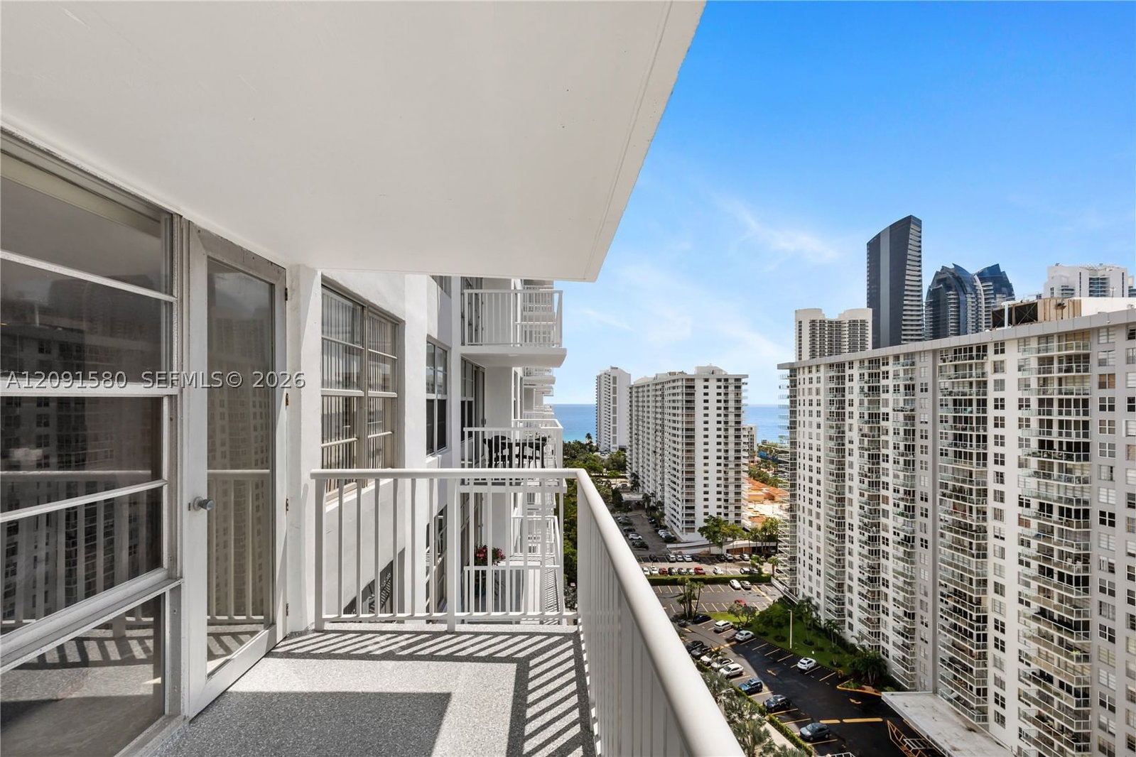 Real estate property located at 231 174th St #2106, Miami-dade, Winston Towers 400 Condo, Sunny Isles Beach, FL