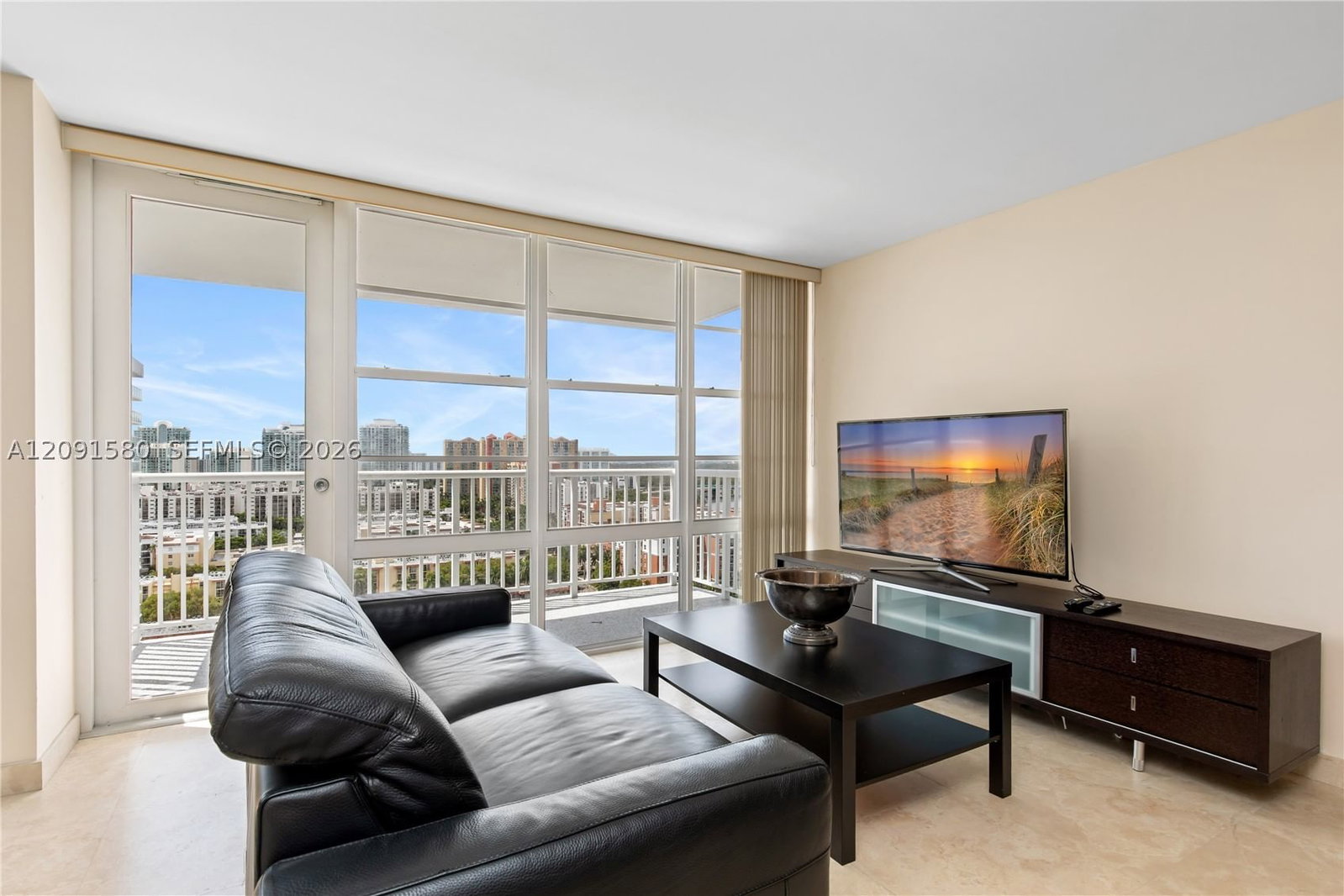 Real estate property located at 231 174th St #2106, Miami-dade, Winston Towers 400 Condo, Sunny Isles Beach, FL