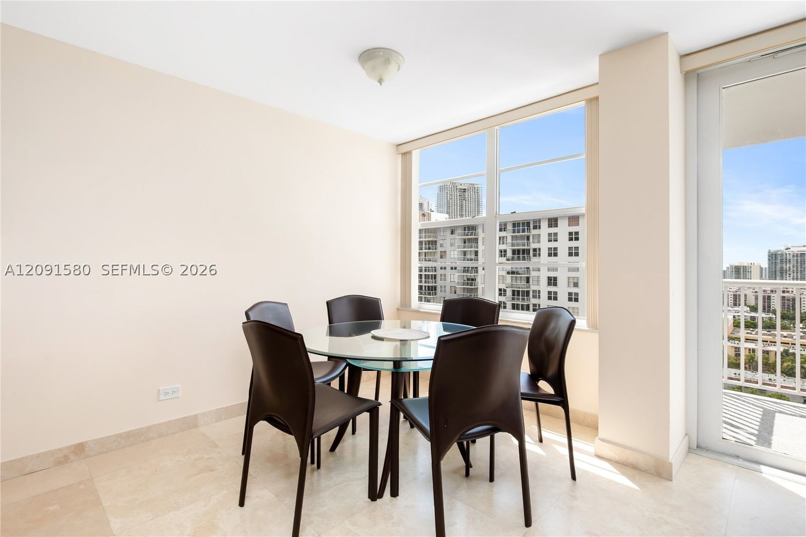 Real estate property located at 231 174th St #2106, Miami-dade, Winston Towers 400 Condo, Sunny Isles Beach, FL