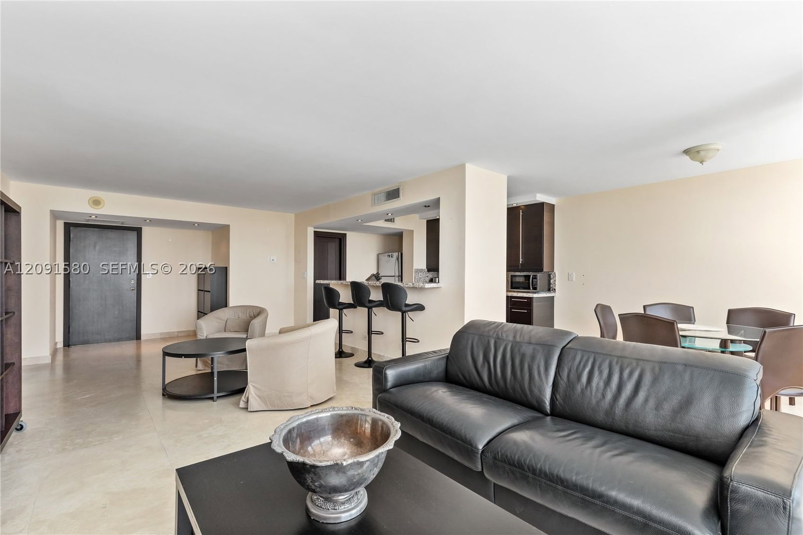 Real estate property located at 231 174th St #2106, Miami-dade, Winston Towers 400 Condo, Sunny Isles Beach, FL