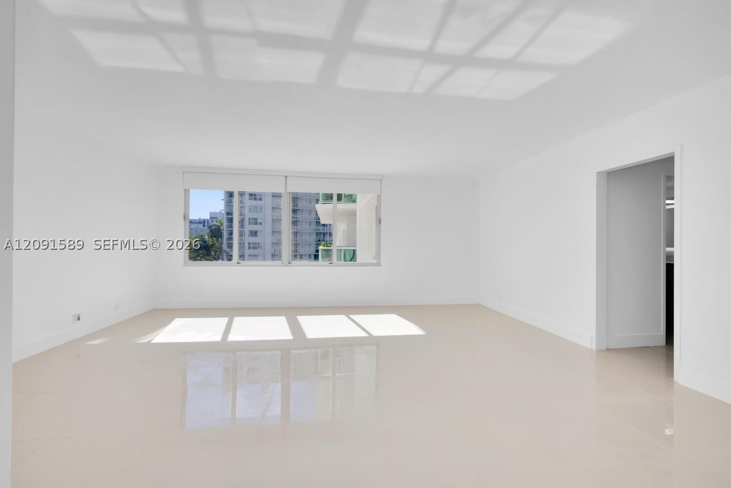 Real estate property located at 1000 West Ave #301, Miami-dade, Mirador 1000 Condo, Miami Beach, FL