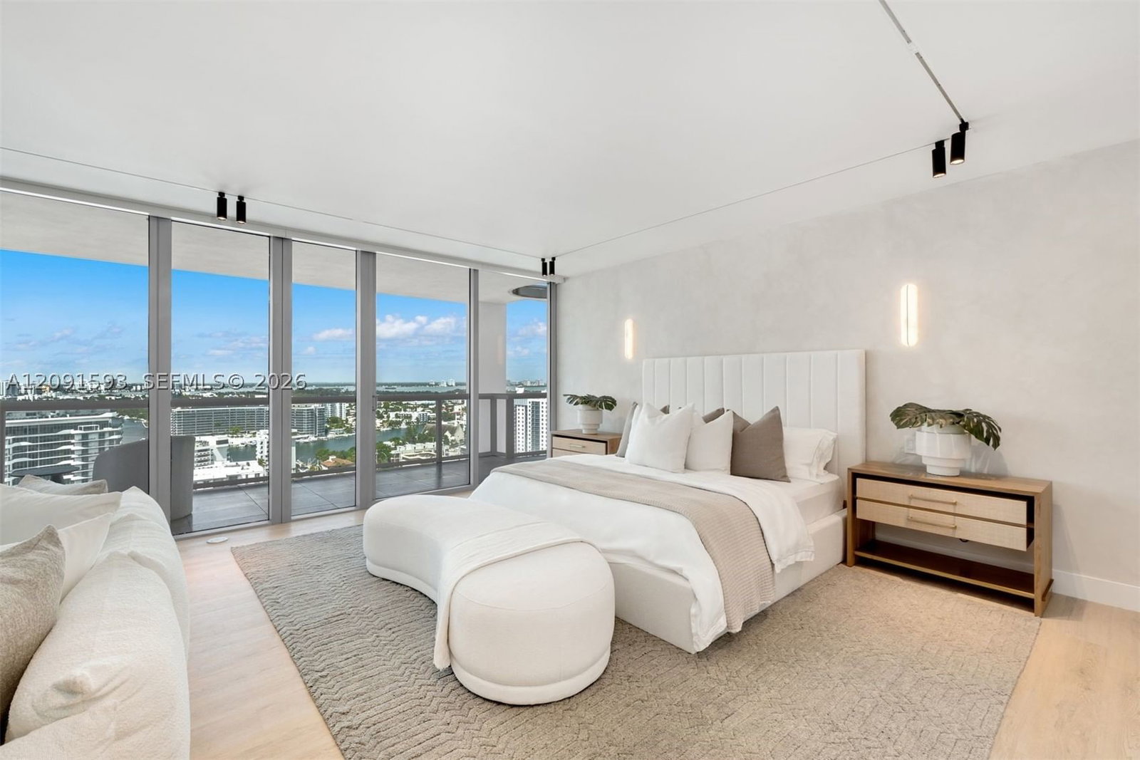 Real estate property located at 6799 Collins Ave LPH02, Miami-dade, South Carillon Beach Cond, Miami Beach, FL