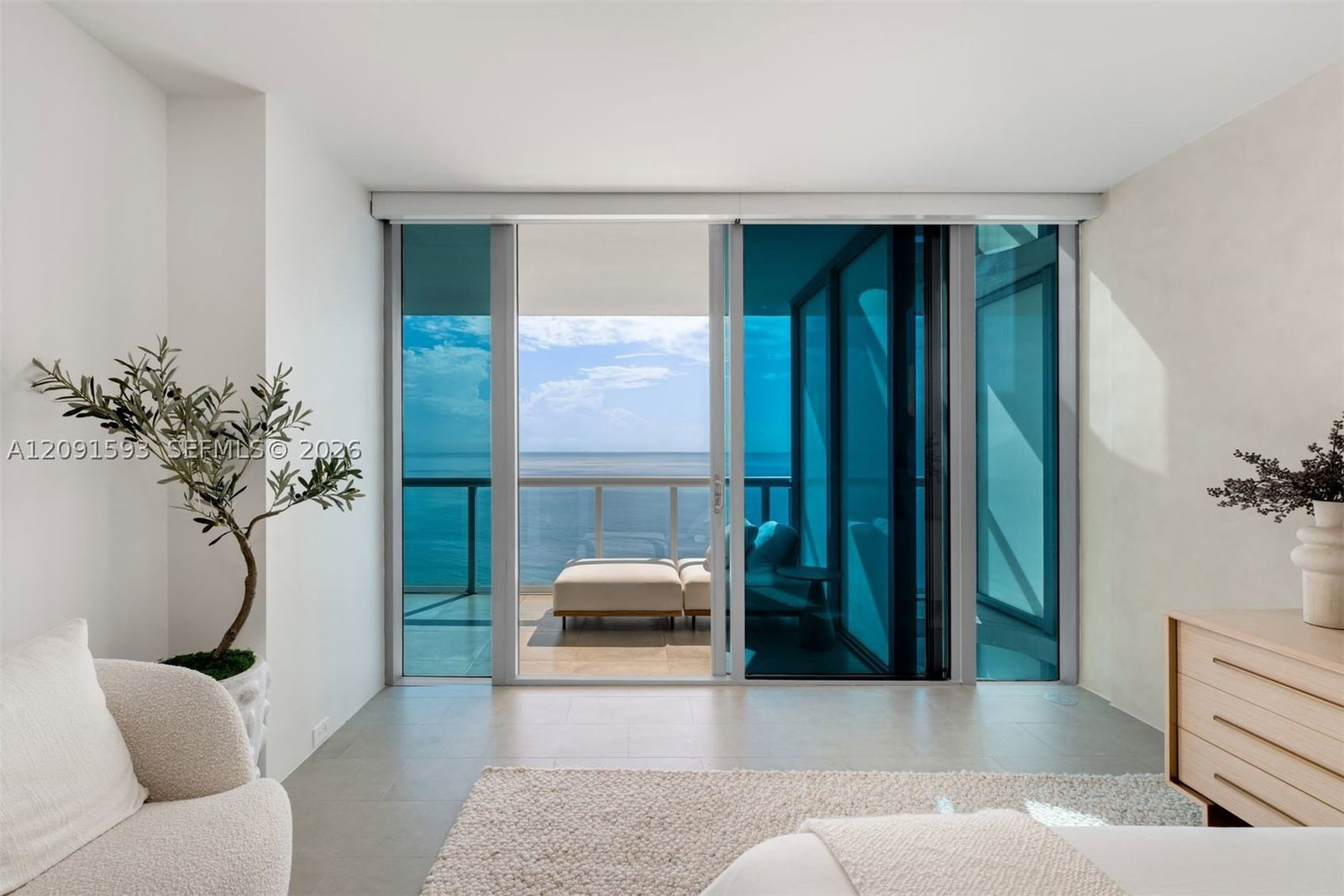 Real estate property located at 6799 Collins Ave LPH02, Miami-dade, South Carillon Beach Cond, Miami Beach, FL